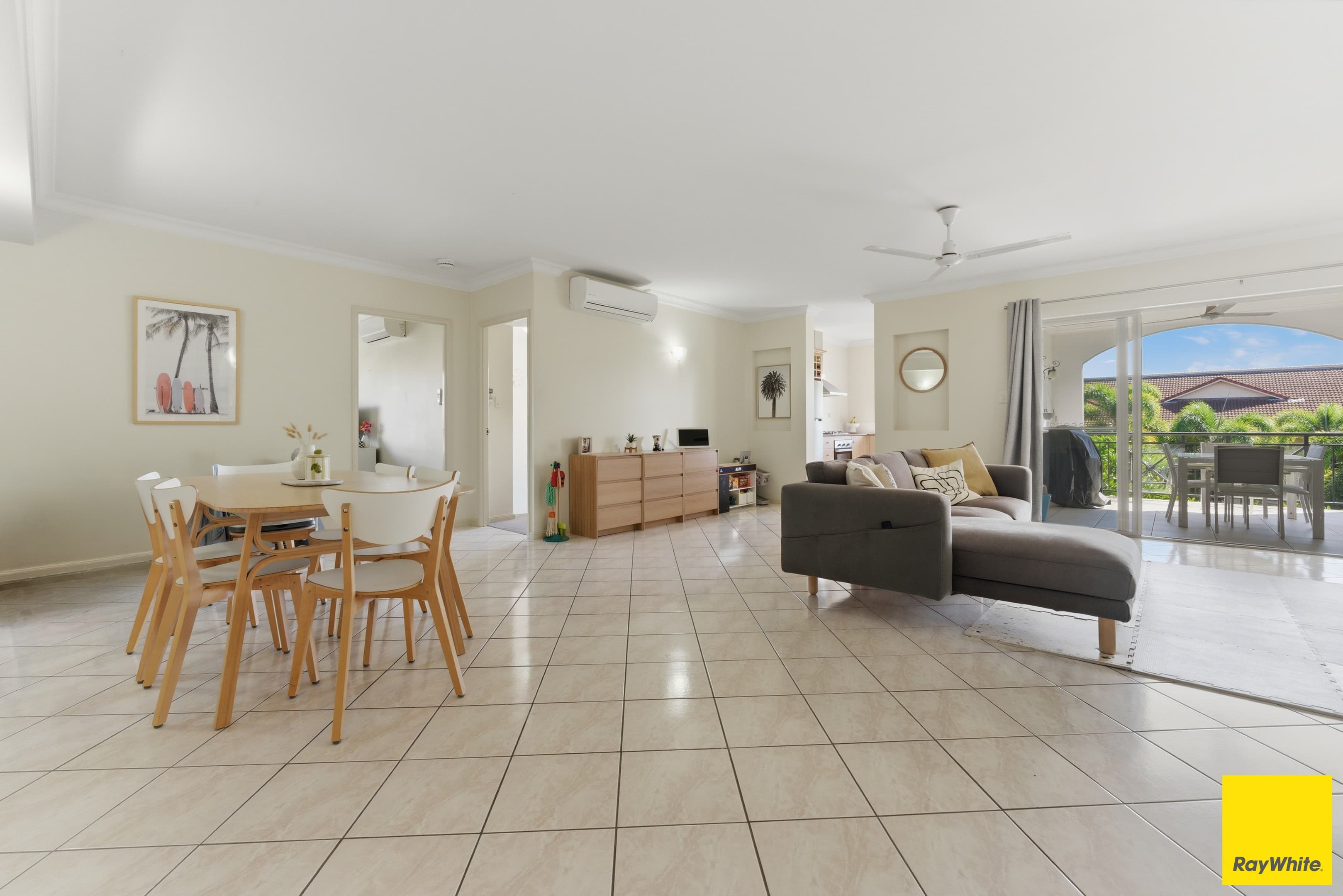 1528/2-10 Greenslopes Street, Cairns North — photo 1 of 5