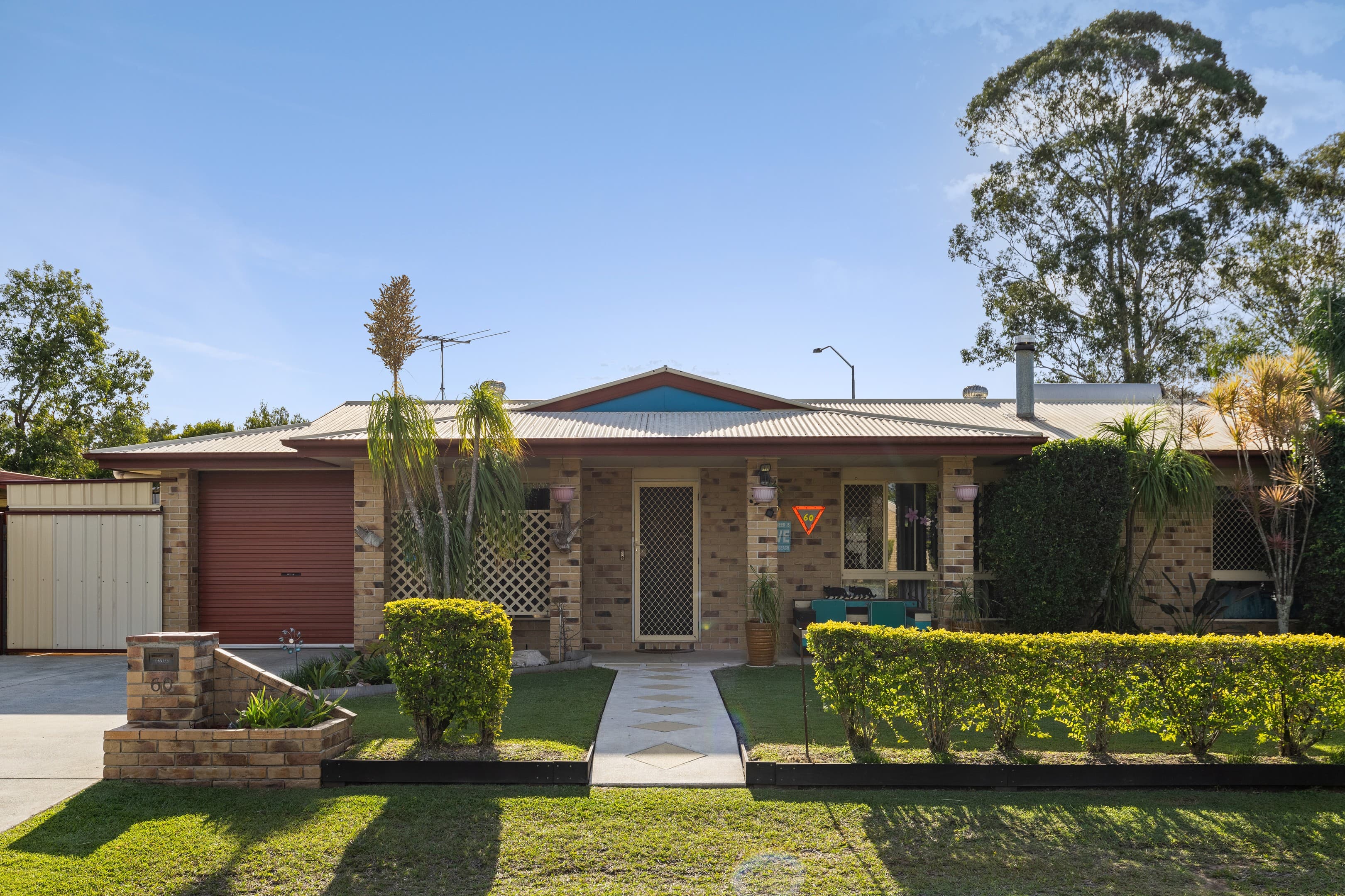 60 Crestwood Avenue, Morayfield — photo 1 of 5