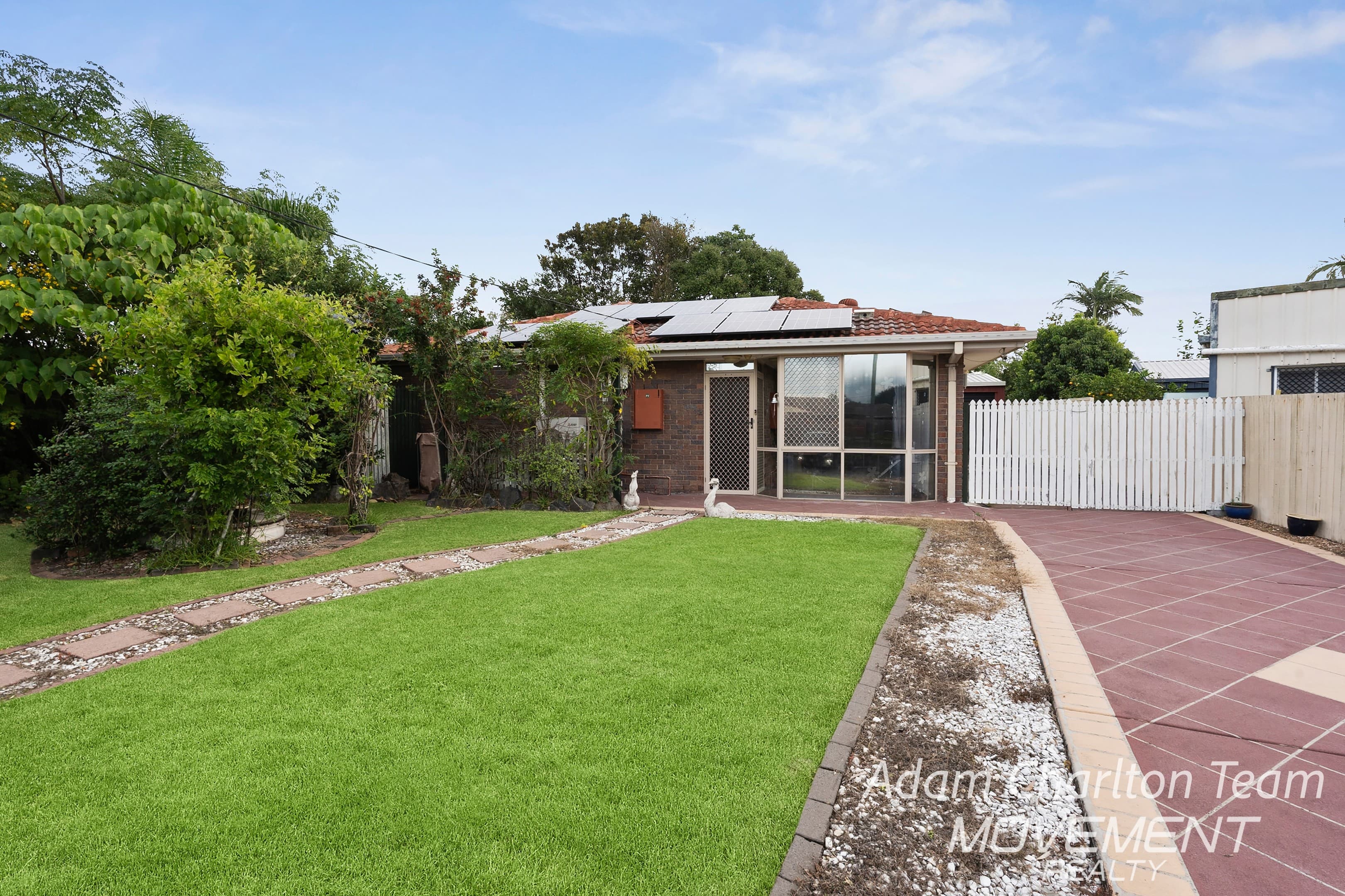12 Benara Court, Caboolture — photo 1 of 5