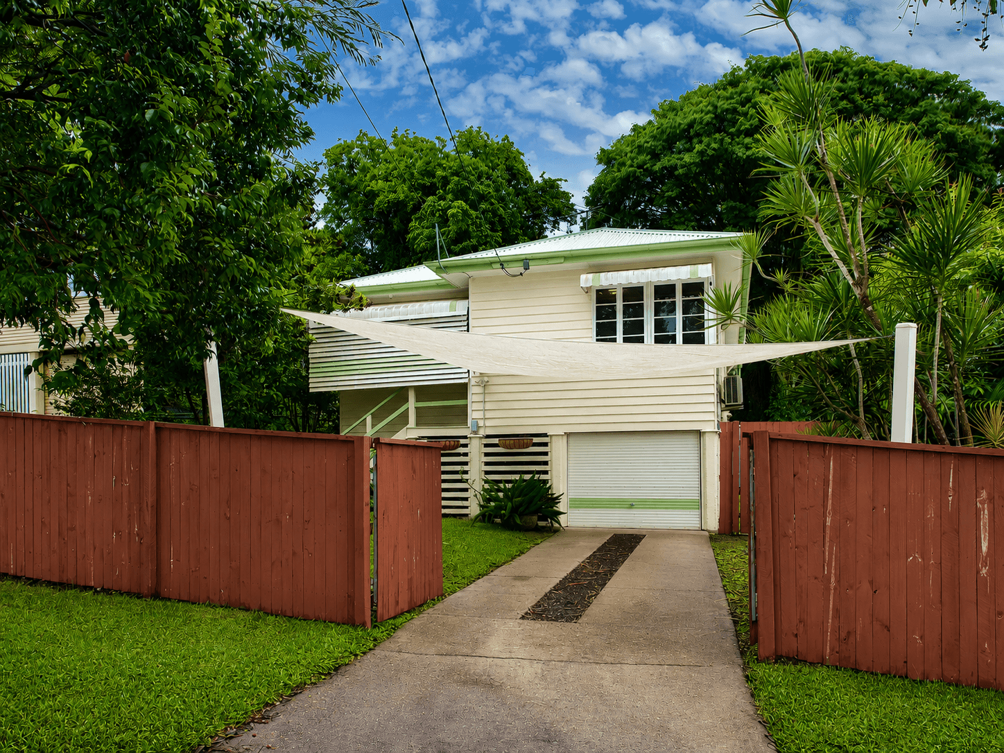 20 Greenlaw Street, Indooroopilly — photo 1 of 5