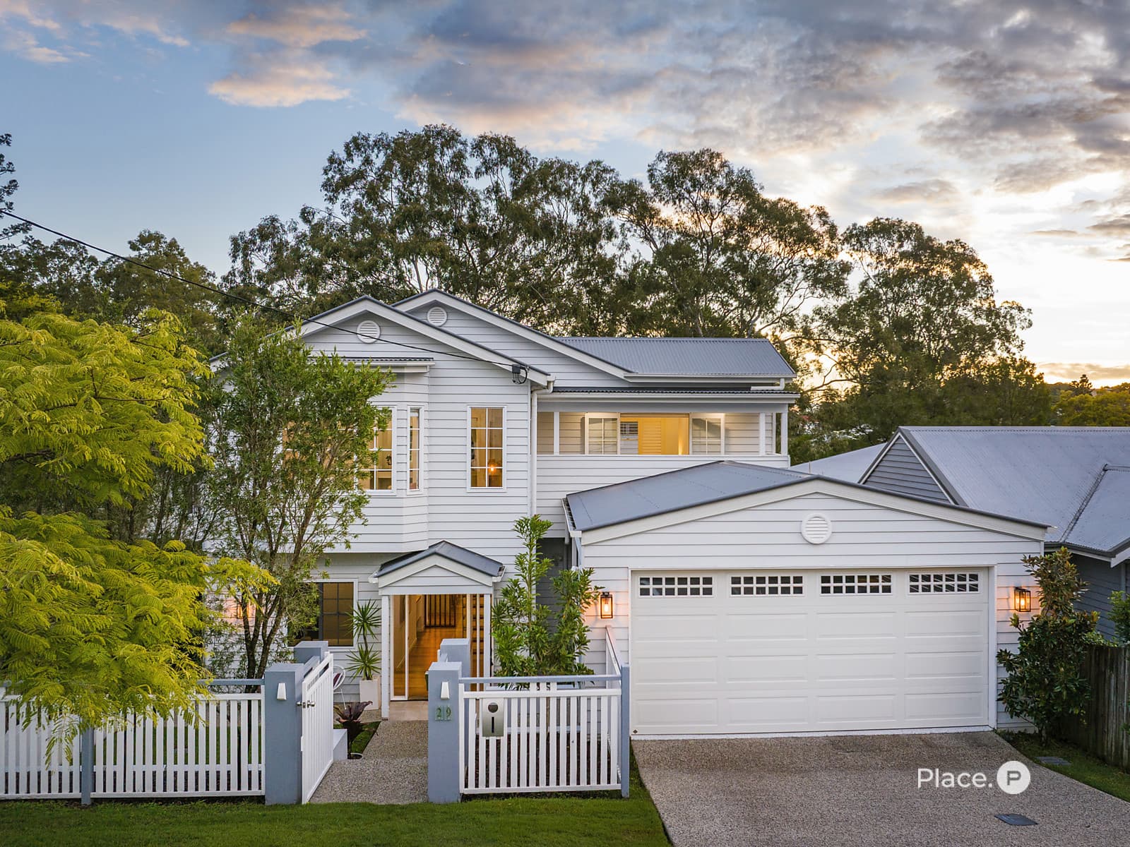 29 Meridian Street, Coorparoo — photo 1 of 5