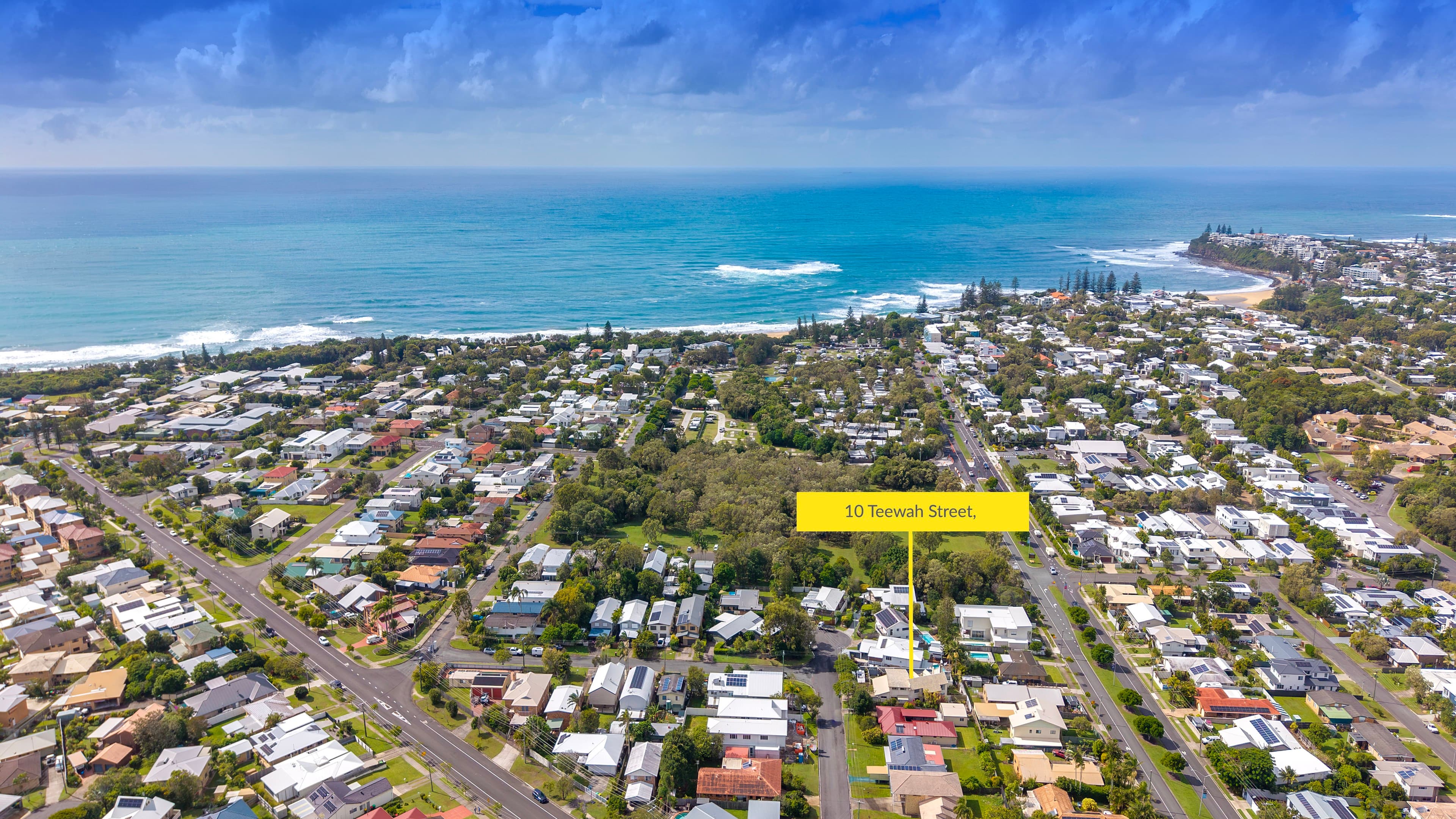 10 Teewah Street, Dicky Beach — photo 1 of 5