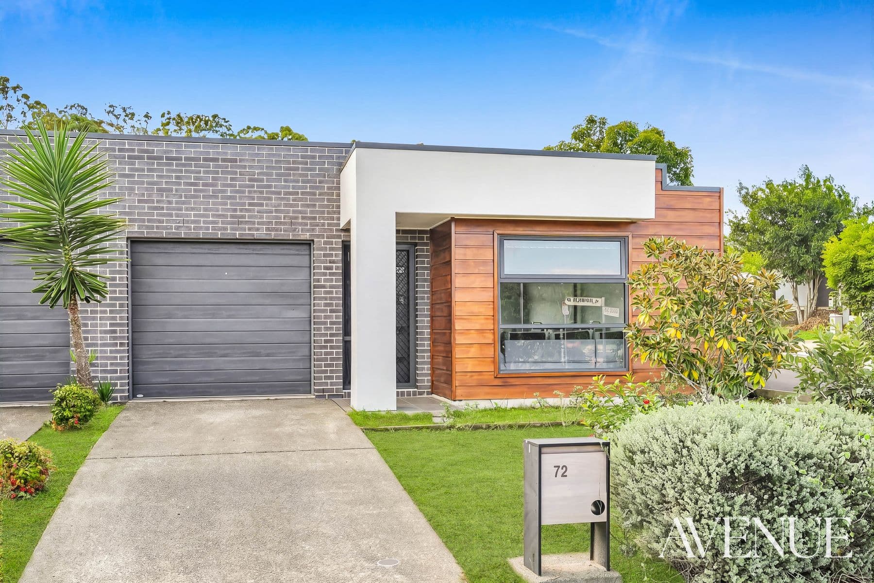 72 McKinnon Drive, Yarrabilba — photo 1 of 5