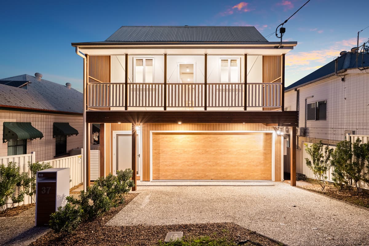 37 Gloucester Street, Highgate Hill — photo 1 of 25