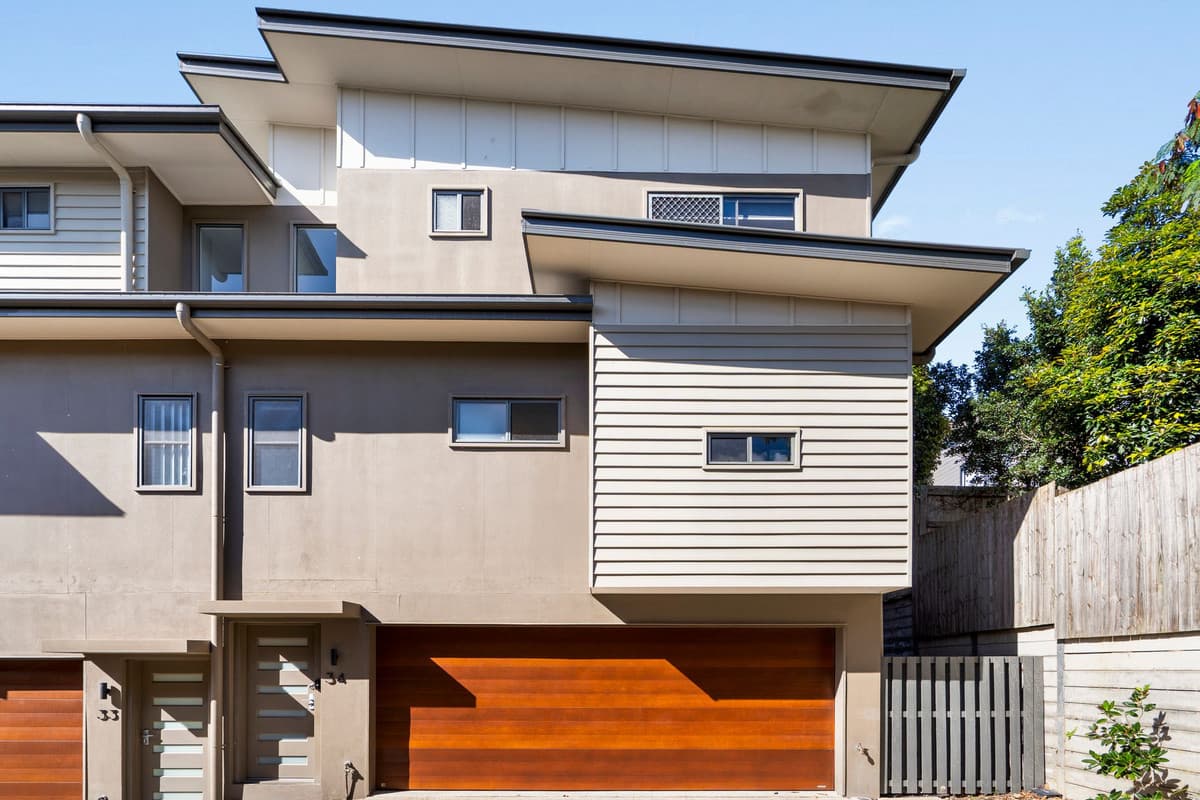 34/36 Bunya Road, Everton Hills — photo 1 of 5