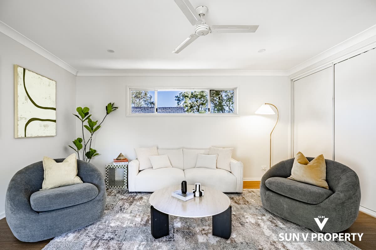 63 Ervatamia Street, Runcorn — photo 1 of 5