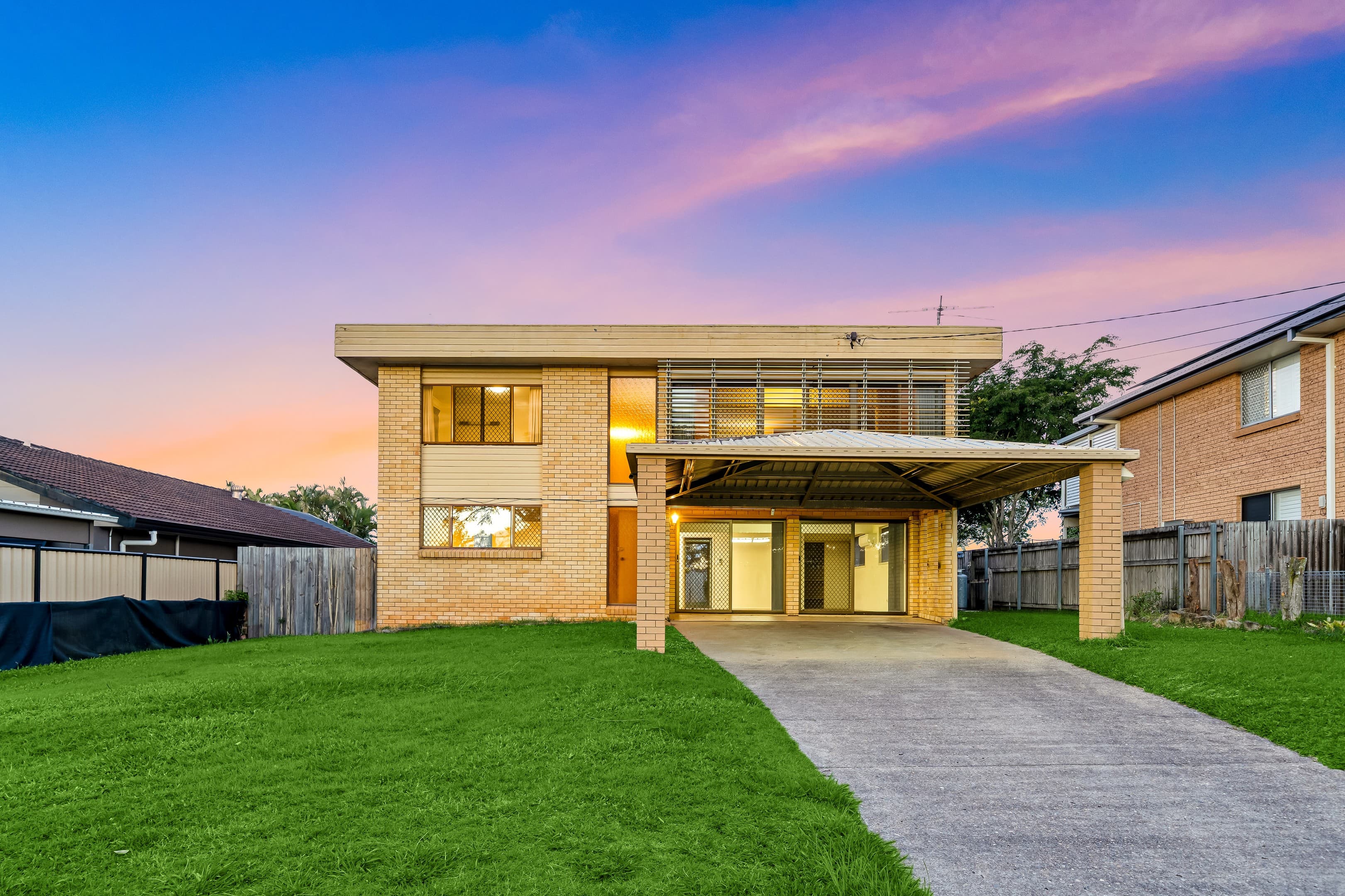 45 Glengala Drive, Rochedale South — photo 1 of 5