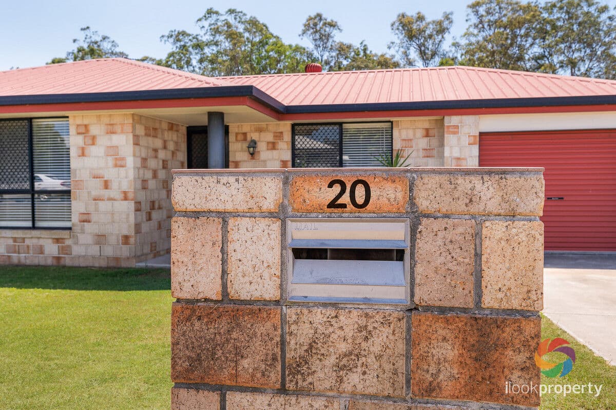 20 Dunstall Street, Clinton — photo 1 of 5