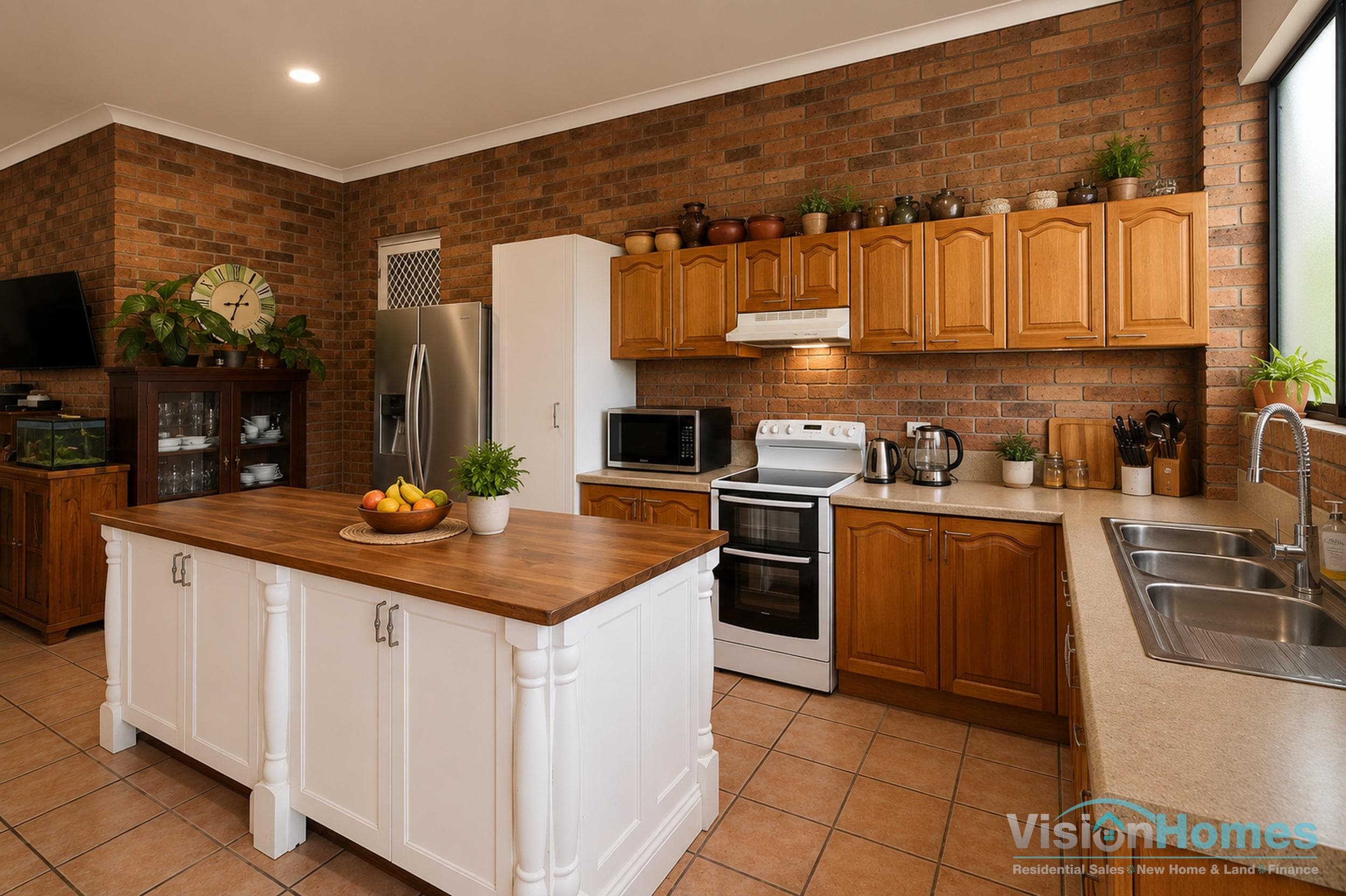 204-206 Bayliss Road, Heritage Park — photo 1 of 5