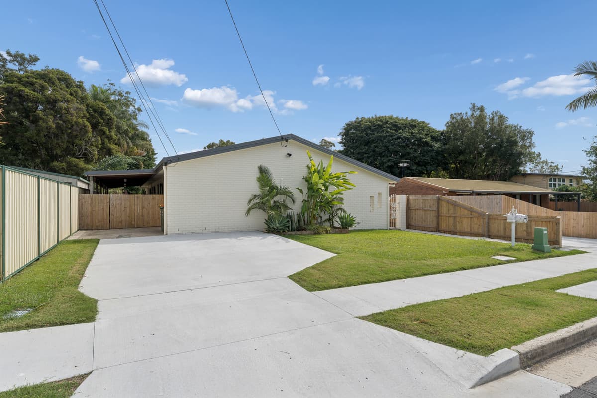 17 Galahad Street, Marsden — photo 1 of 5