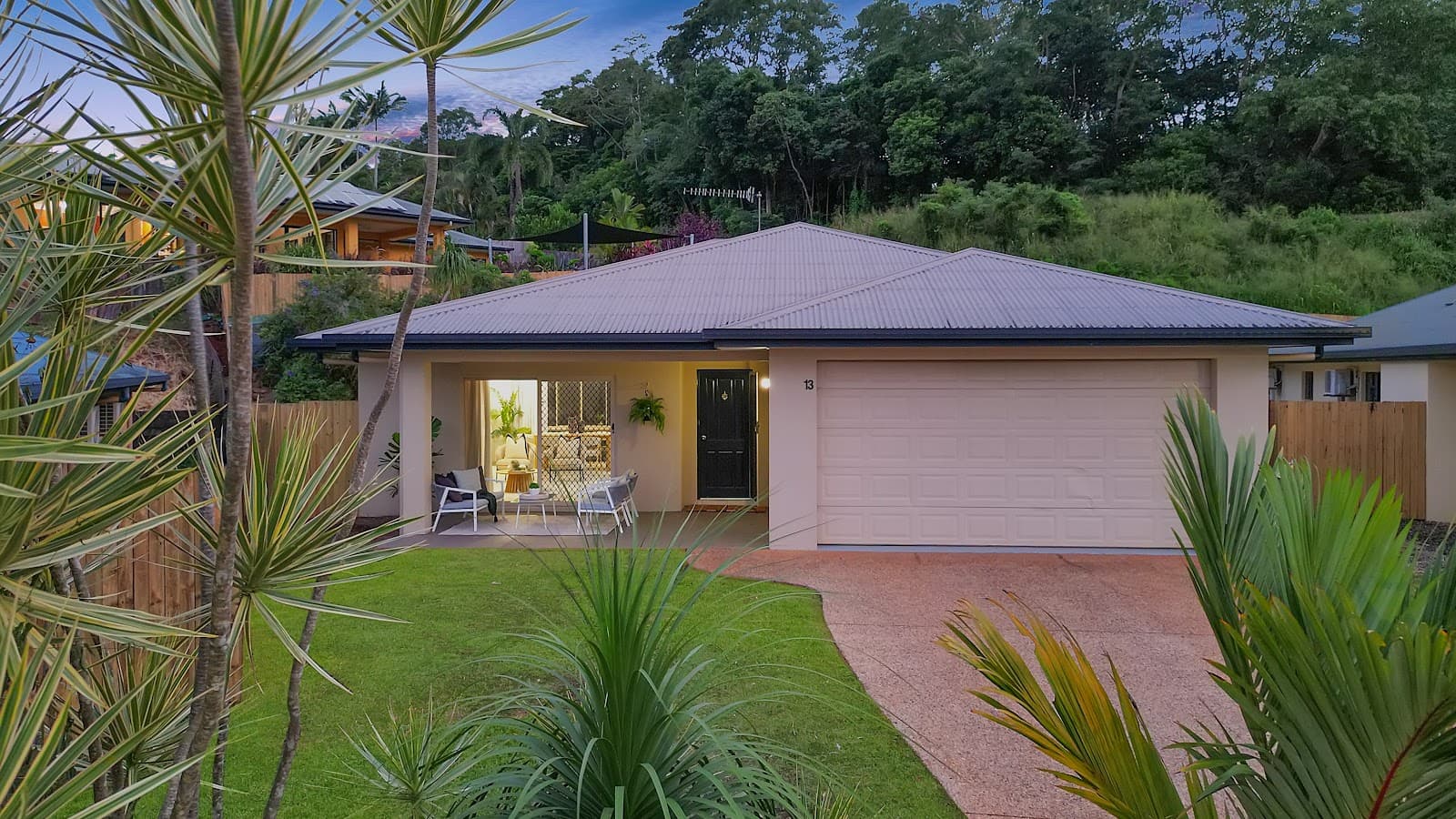 13 Celtis Close, Redlynch — photo 1 of 5