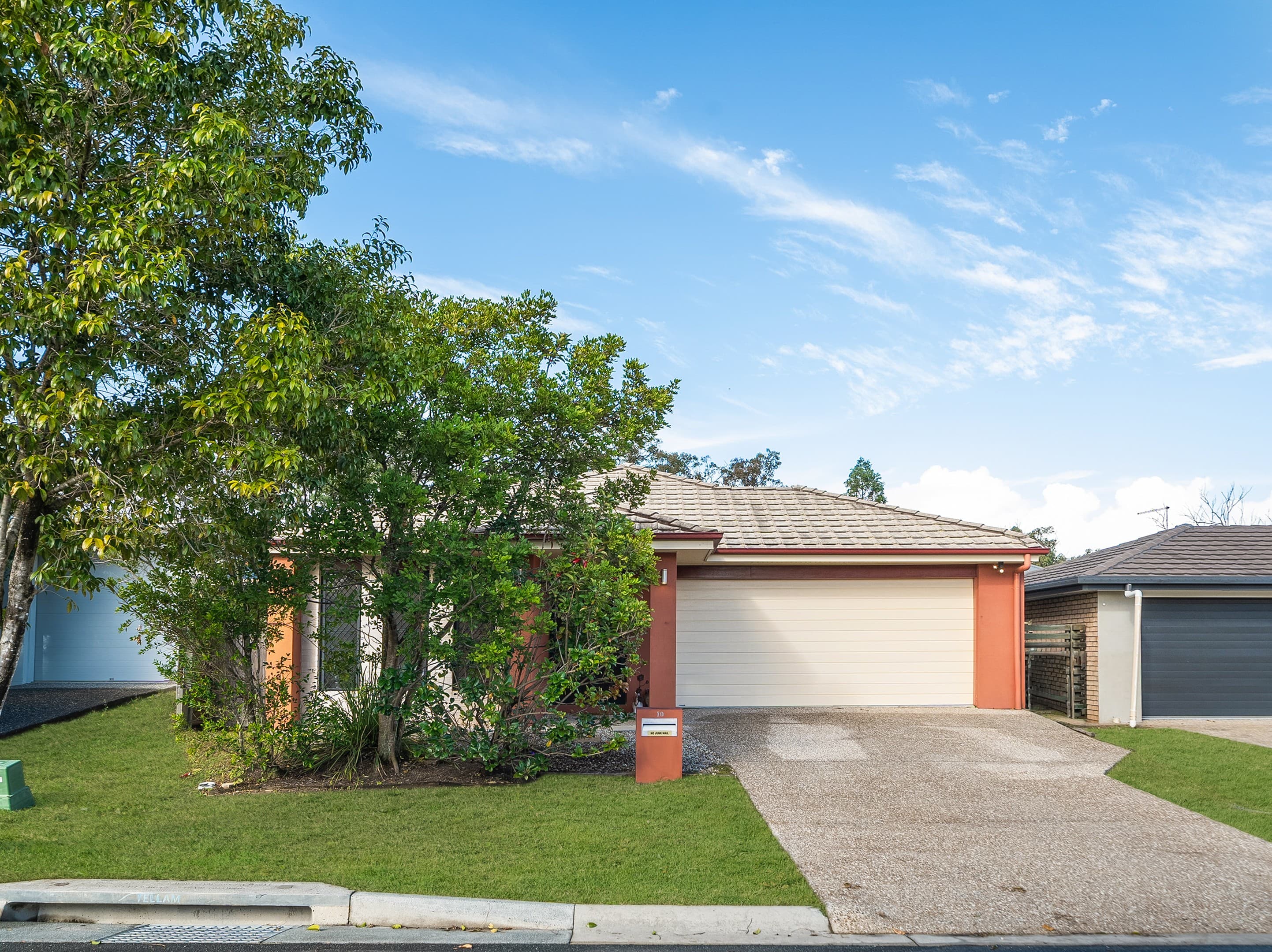 10 Eco Crescent, Narangba — photo 1 of 5