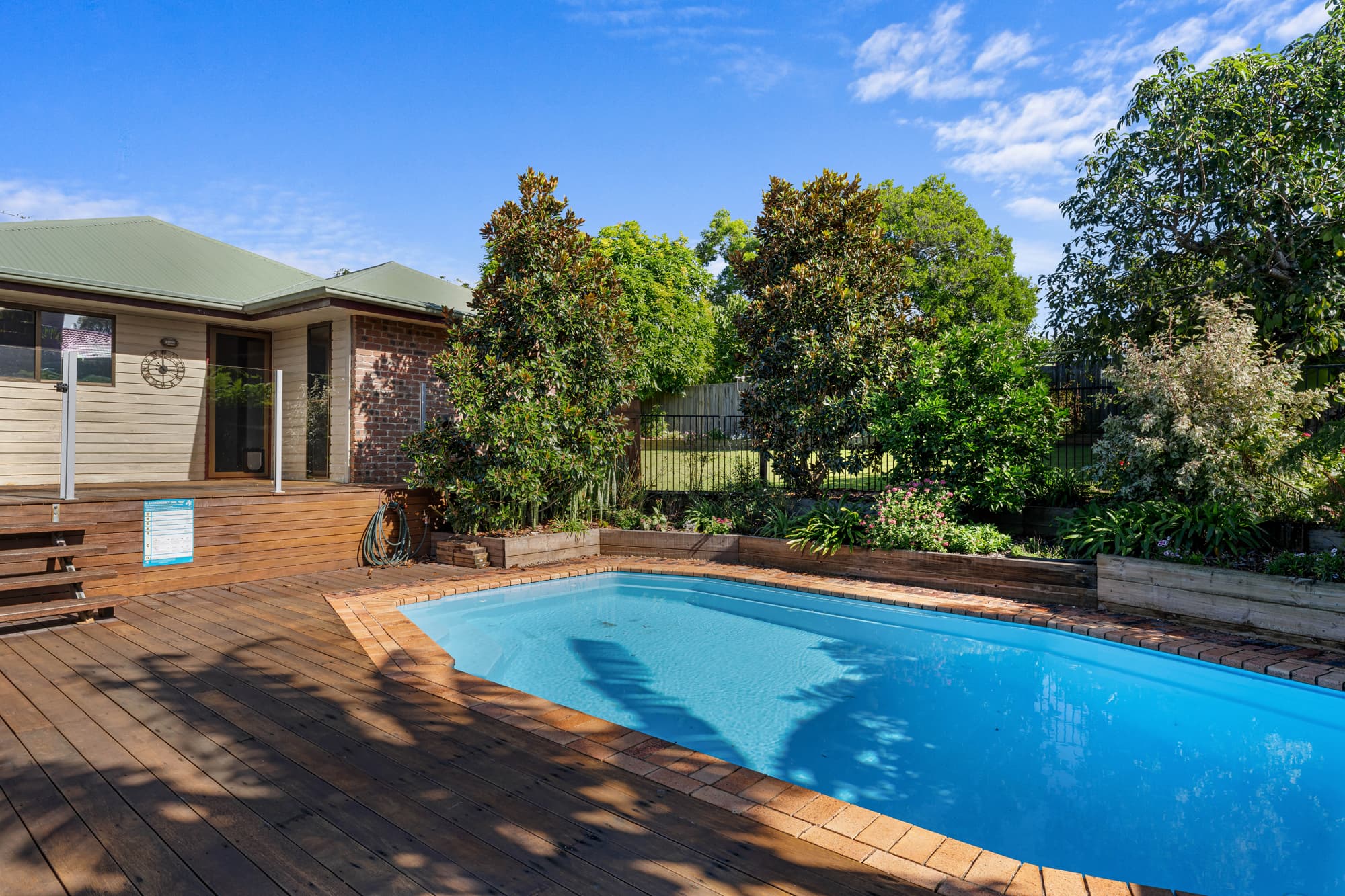 3 Chiltern Court, Coes Creek — photo 1 of 5