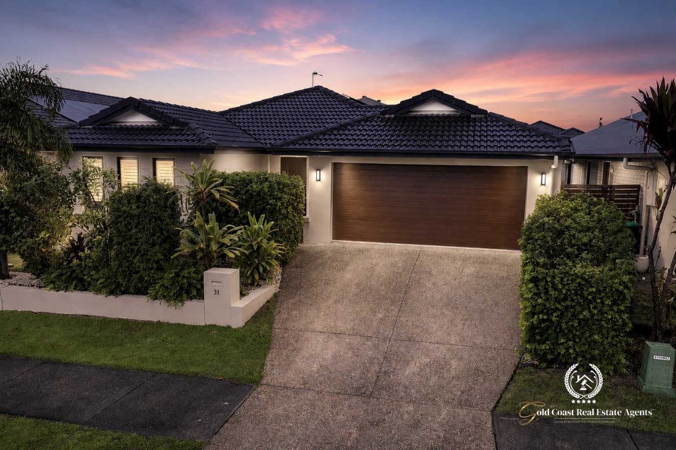 31 Belconnen Drive, Pimpama — photo 1 of 5