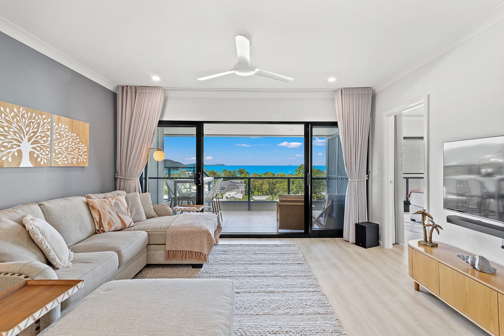 32/6 Eshelby Drive, Cannonvale — photo 1 of 5