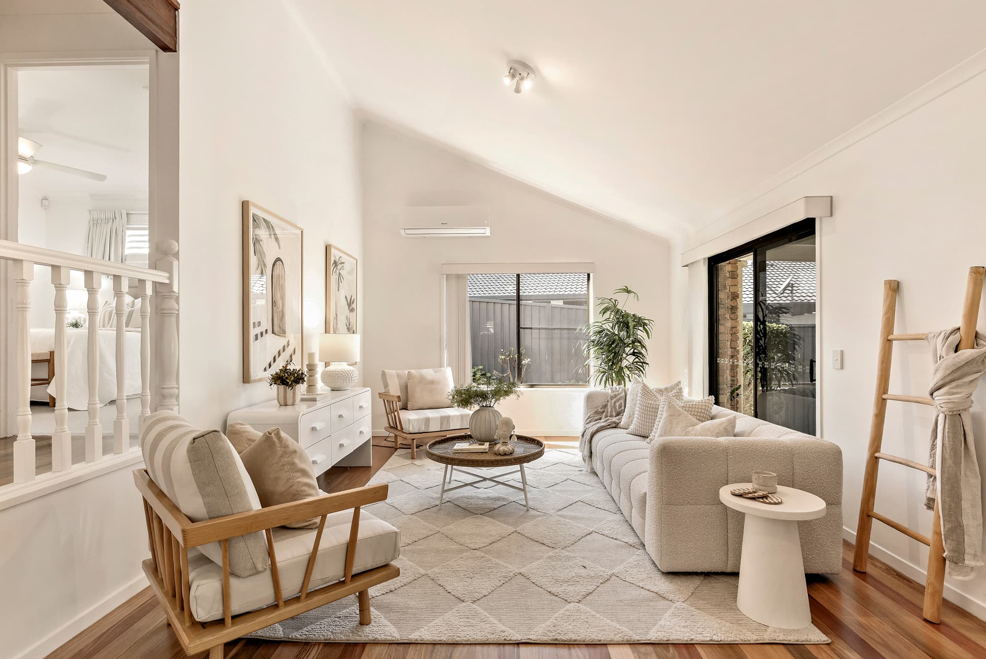 31 Sandringham Drive, Robina — photo 1 of 5