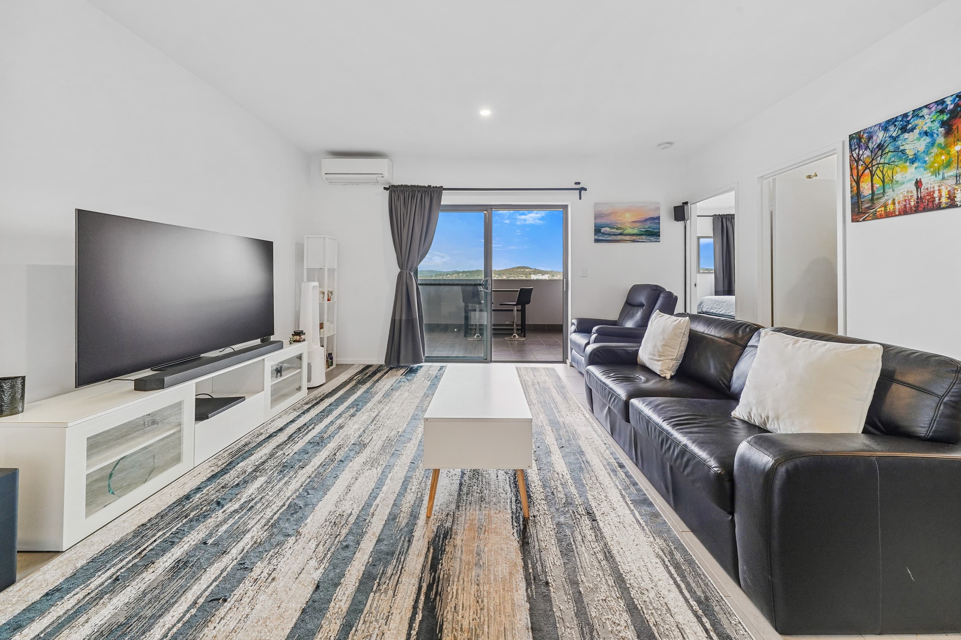 13/14 City Road, Beenleigh — photo 1 of 5