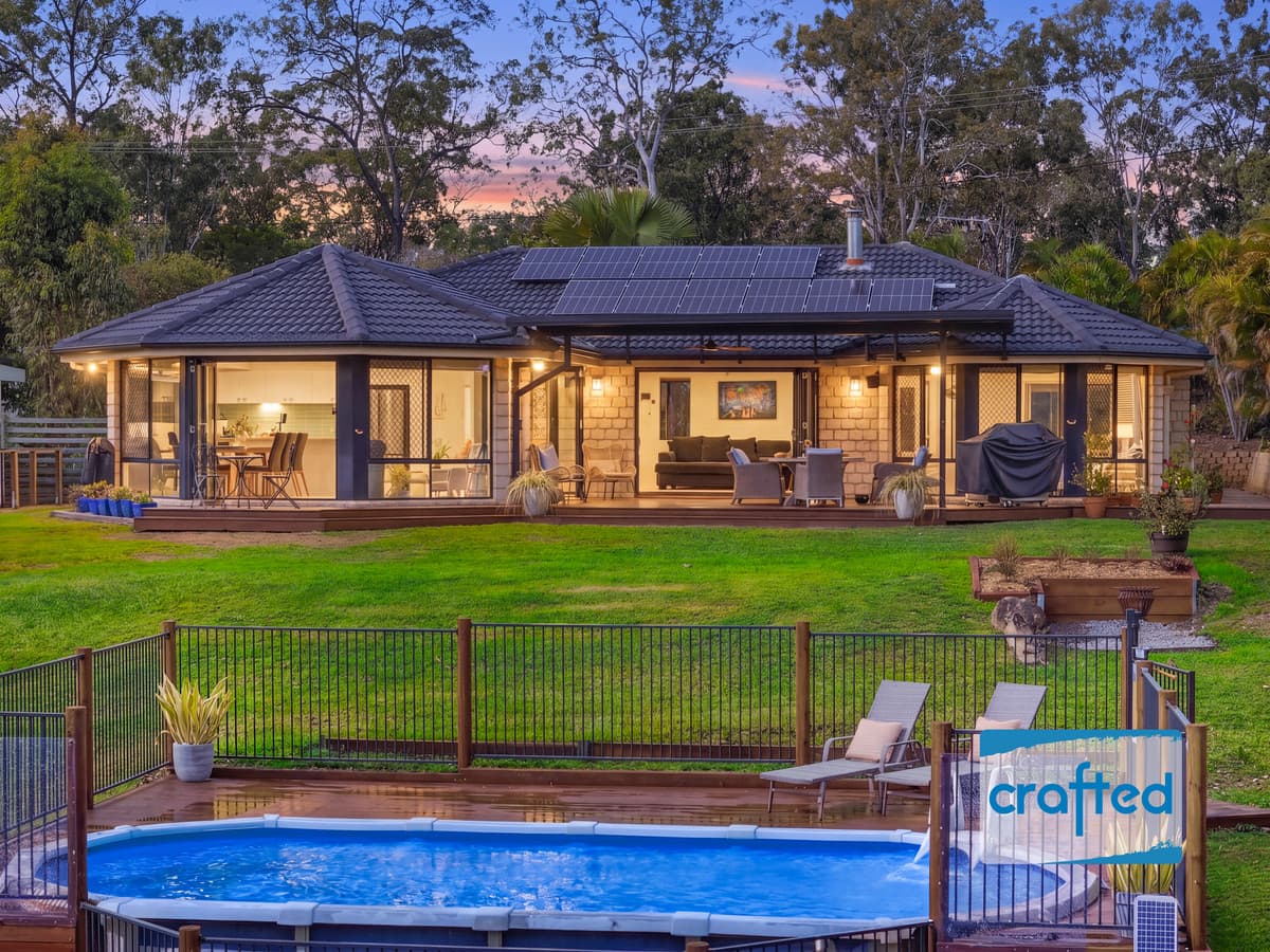 77 Huntingdale Drive, Greenbank — photo 1 of 5