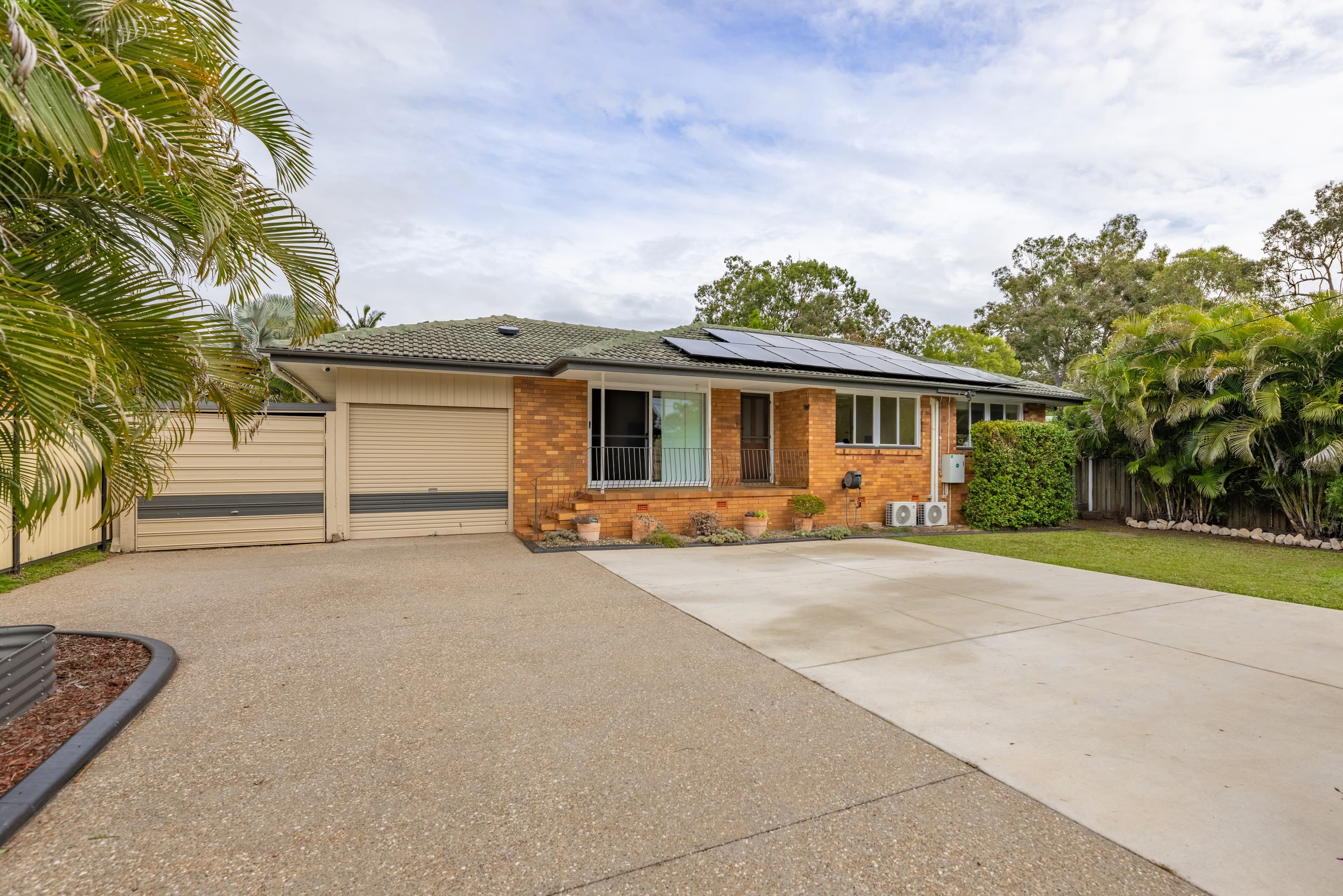 7 Ann Street, Kallangur — photo 1 of 5