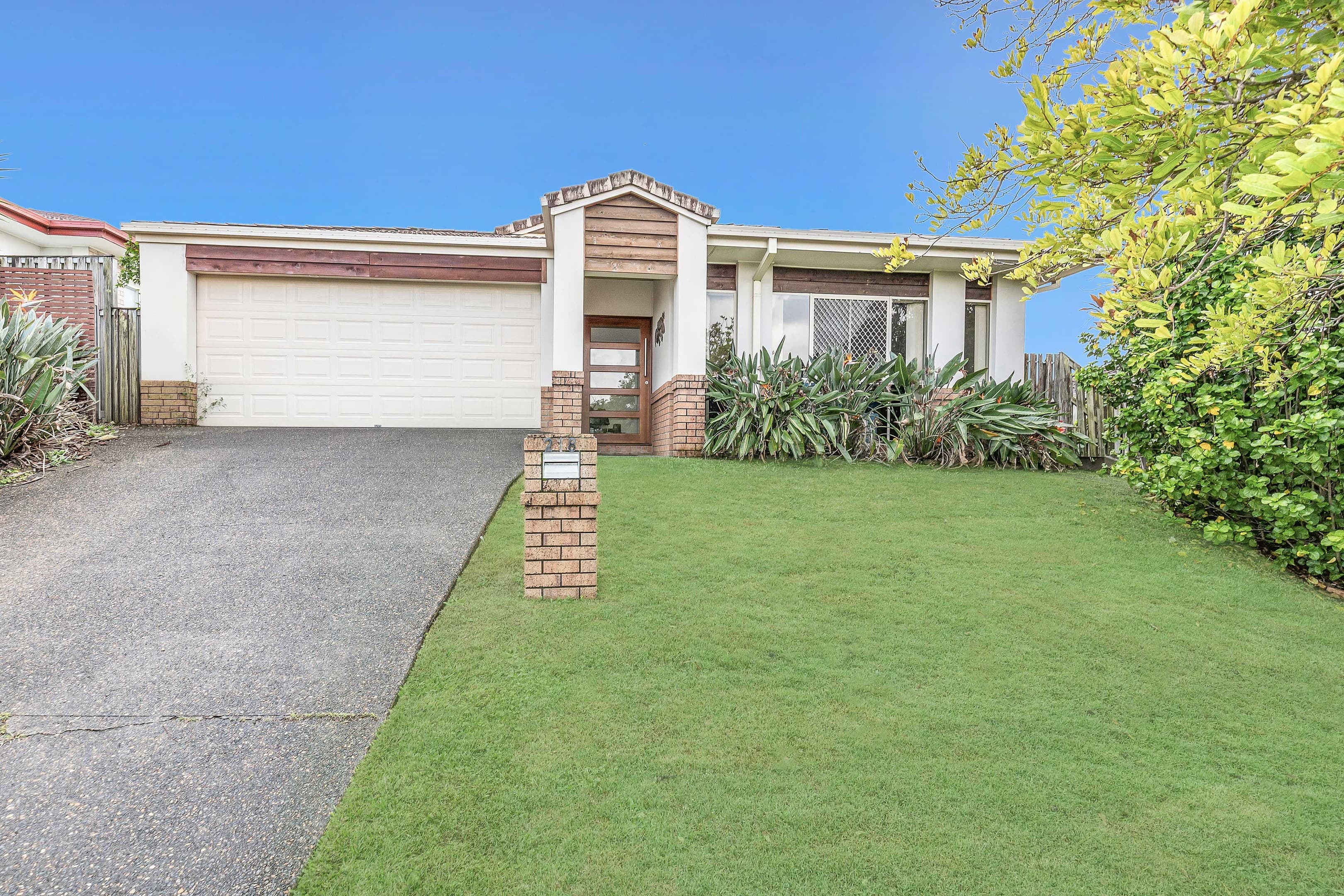 218 Billinghurst Crescent, Upper Coomera — photo 1 of 5