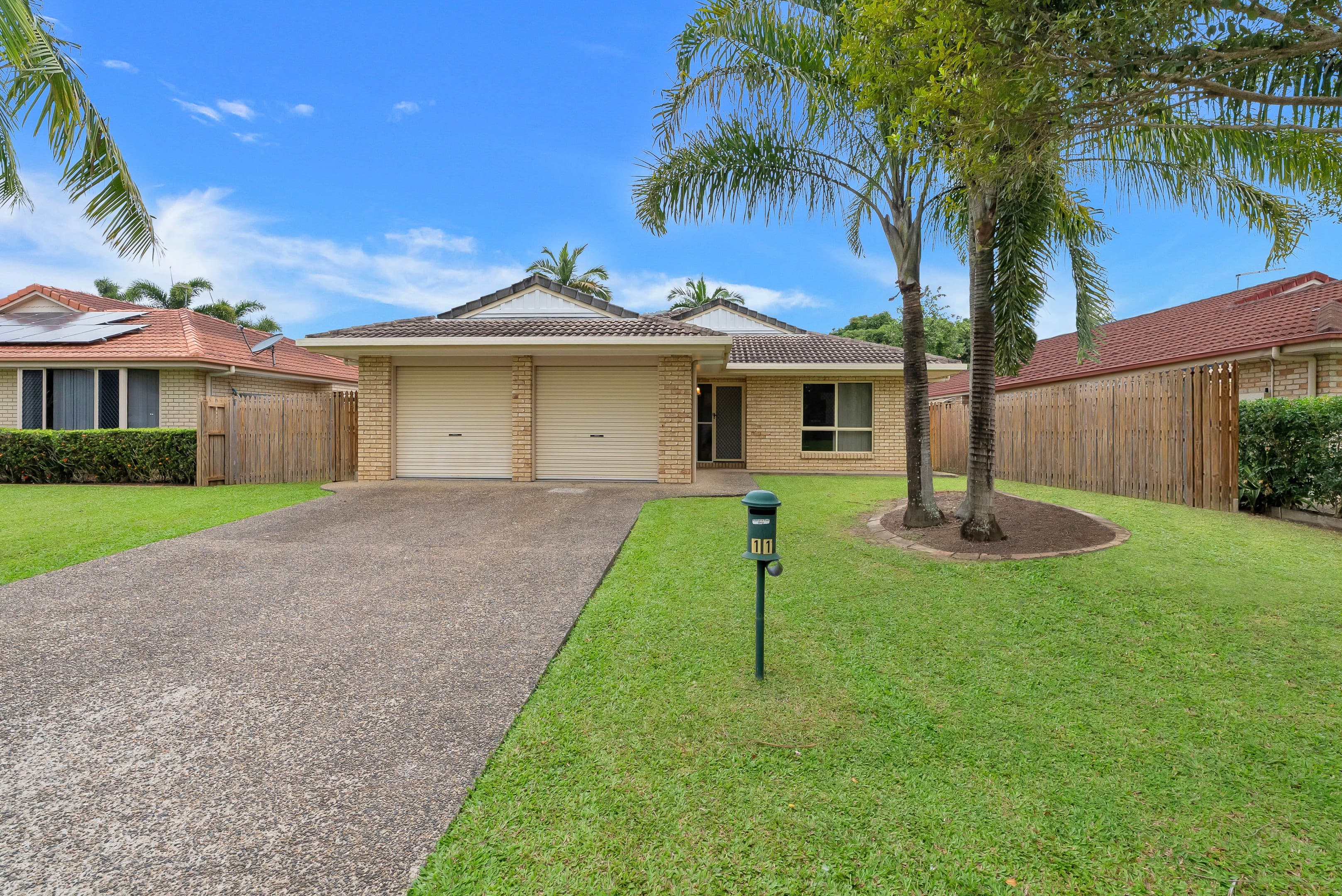 11 Obersky Close, Brinsmead — photo 1 of 5