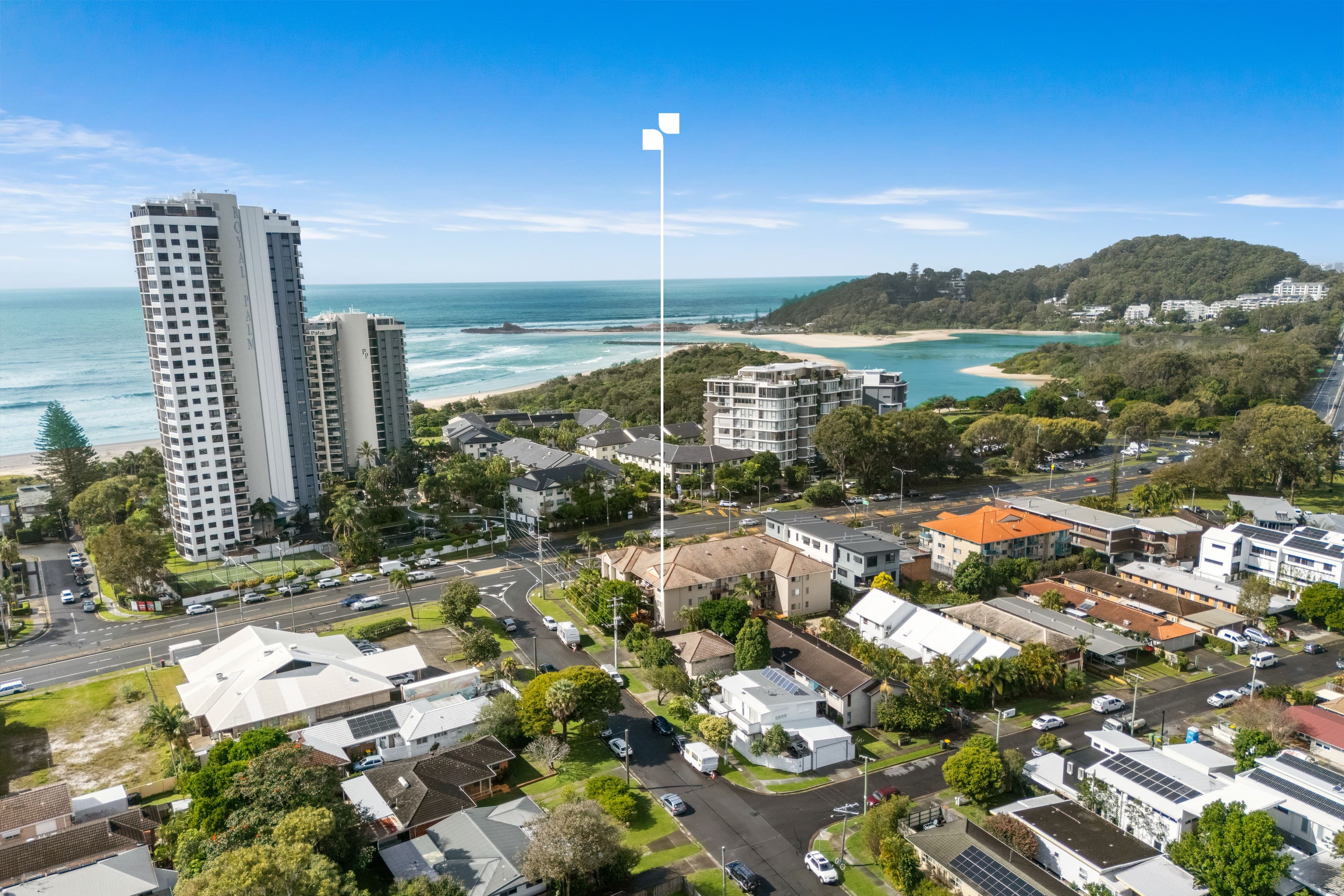 8/1040 Gold Coast Highway, Palm Beach — photo 1 of 5