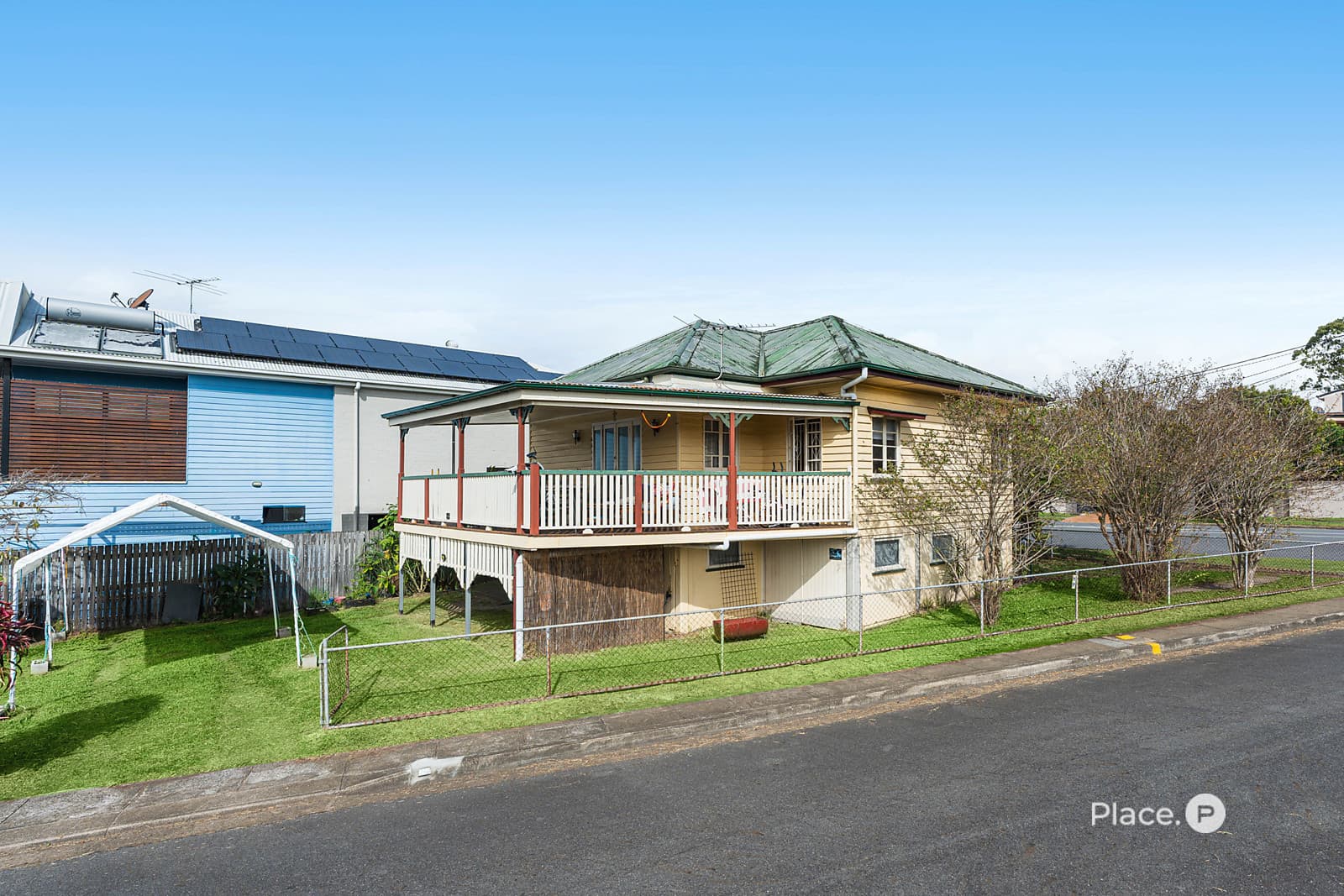 2 Boswell Terrace, Wynnum — photo 1 of 5