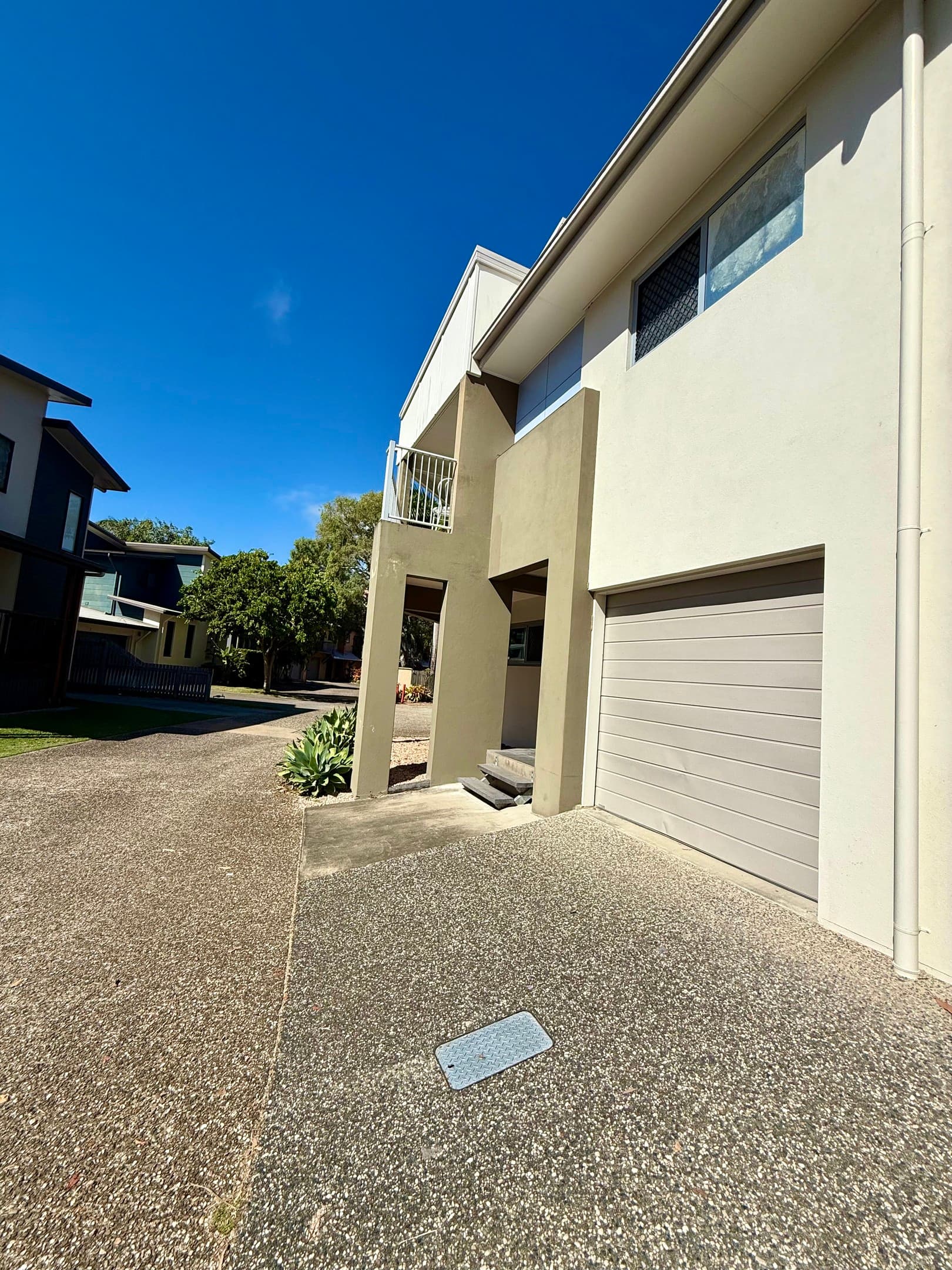10/32 Bassett Street, North Mackay — photo 1 of 5