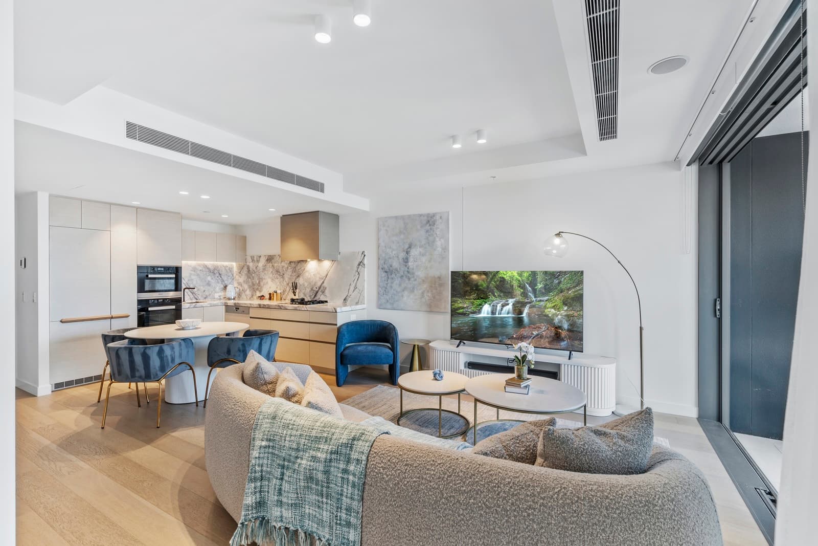 11308/36 Old Burleigh Road, Surfers Paradise — photo 1 of 5