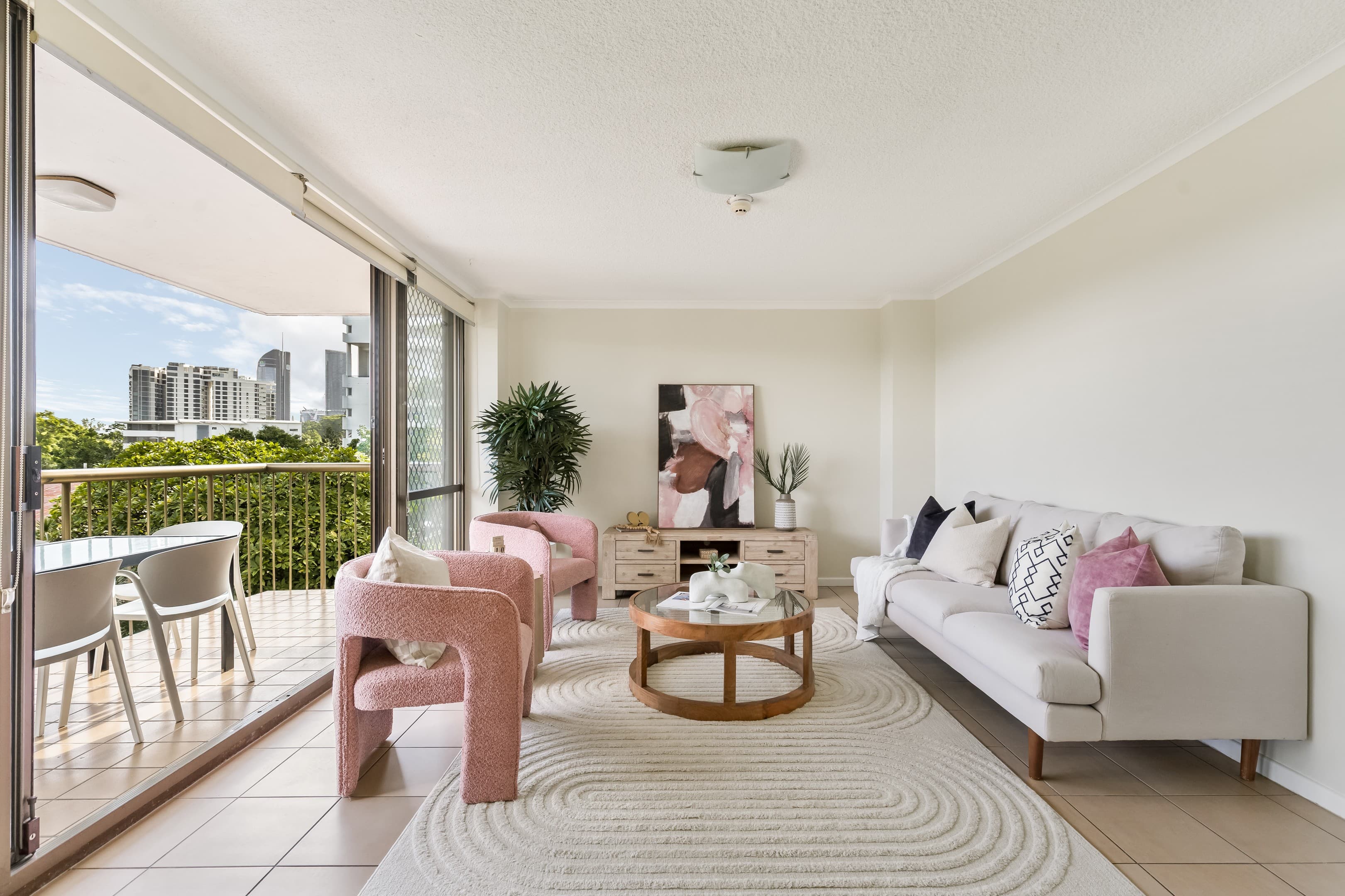 9/89 Thorn Street, Kangaroo Point — photo 1 of 5