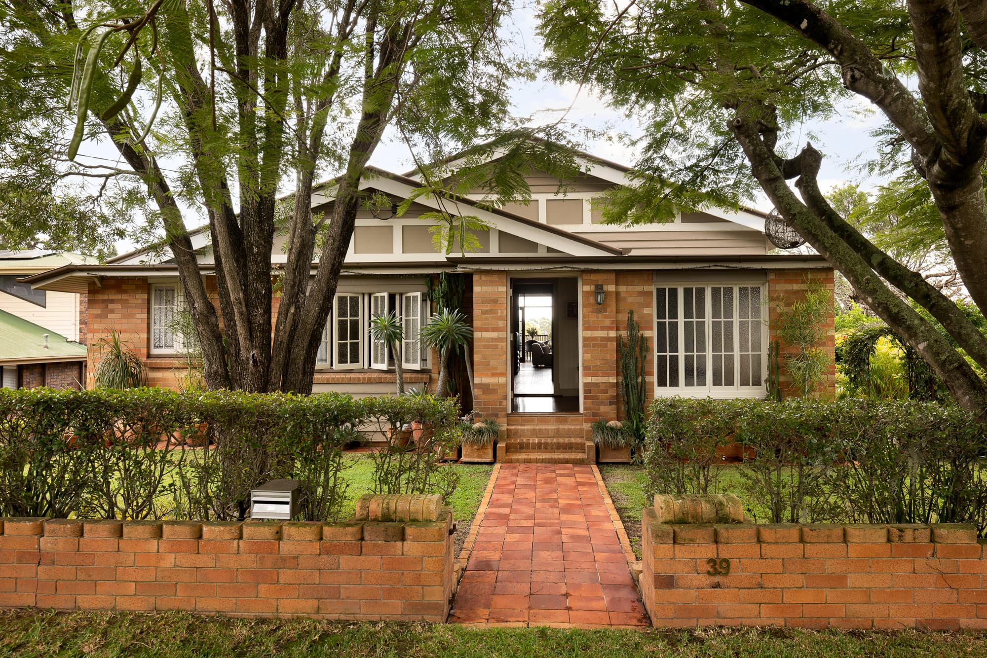 39 Newton Street, Grange — photo 1 of 5
