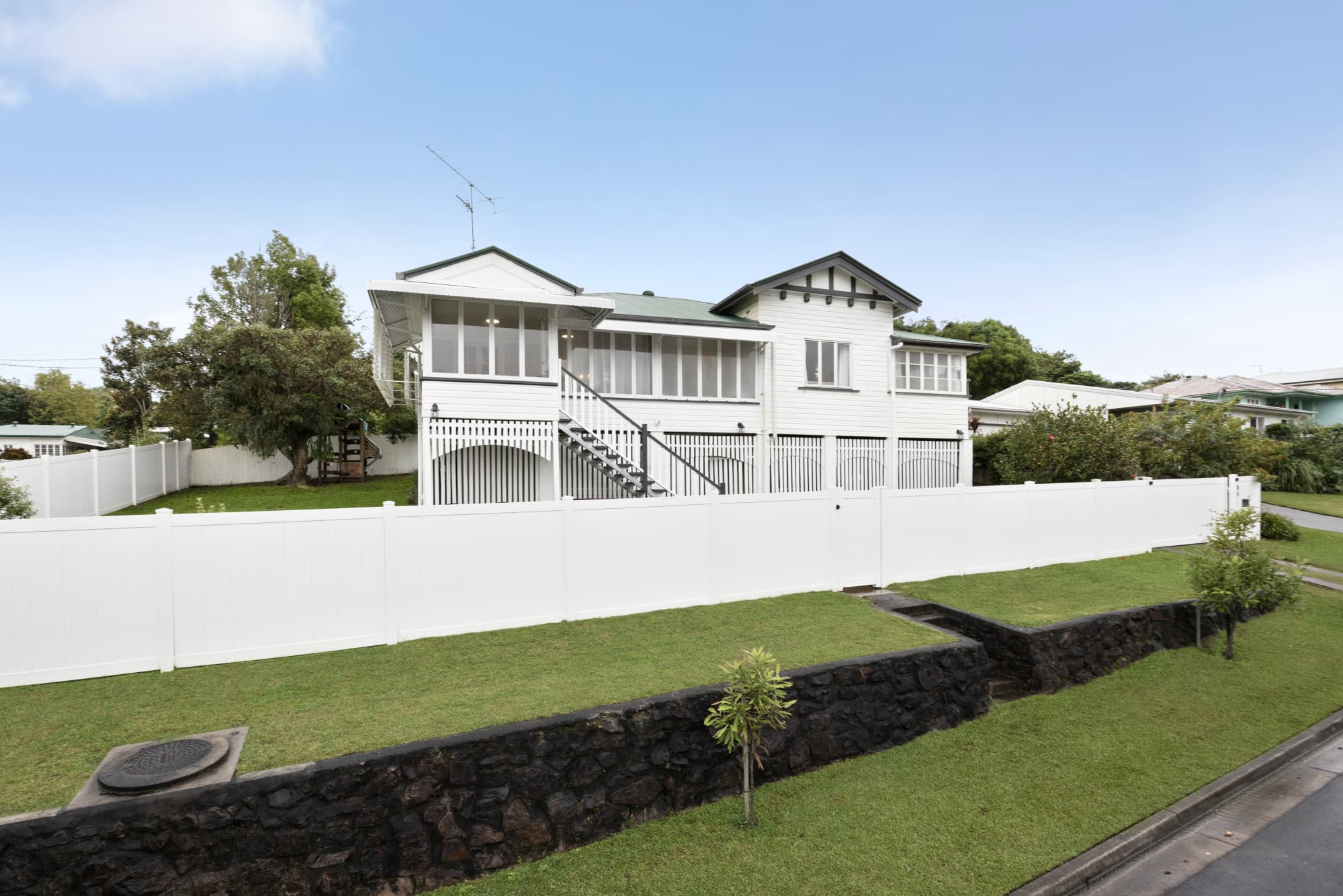 1 George Street, Nambour — photo 1 of 5