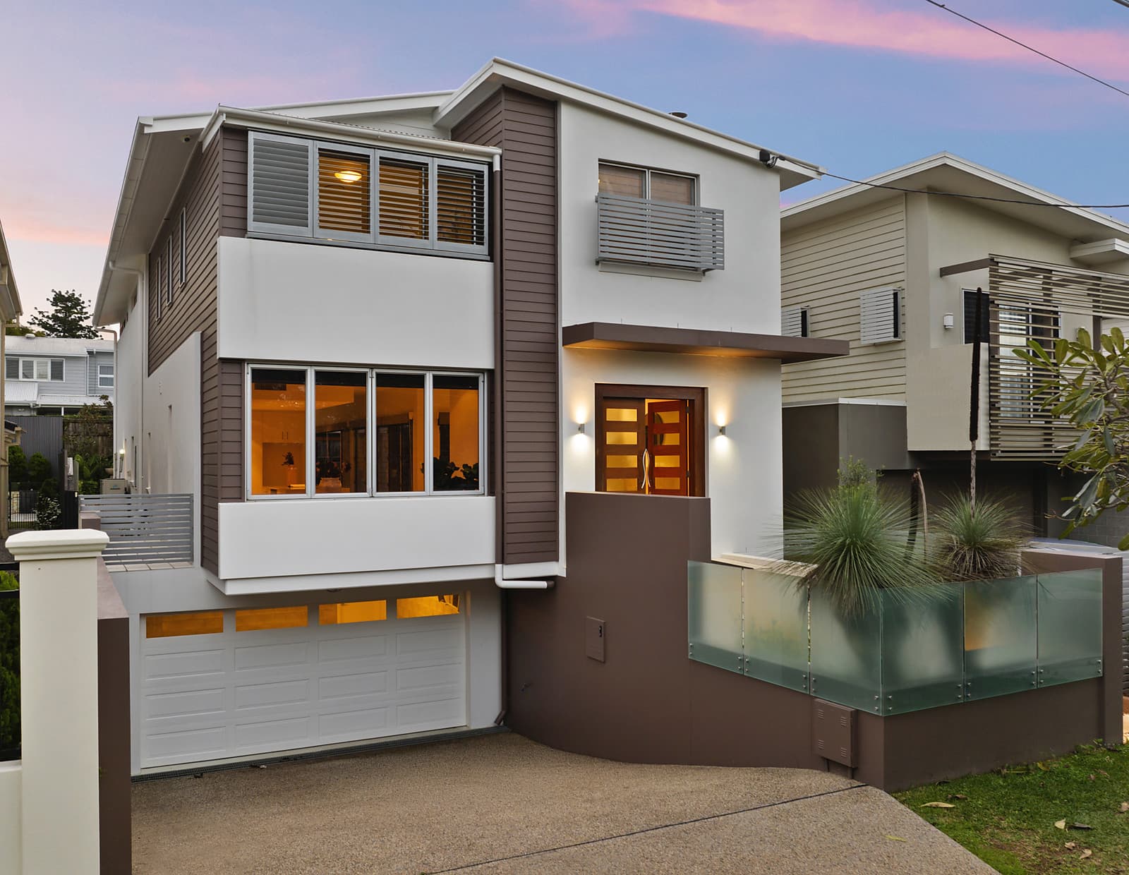 100 Pring Street, Hendra — photo 1 of 5