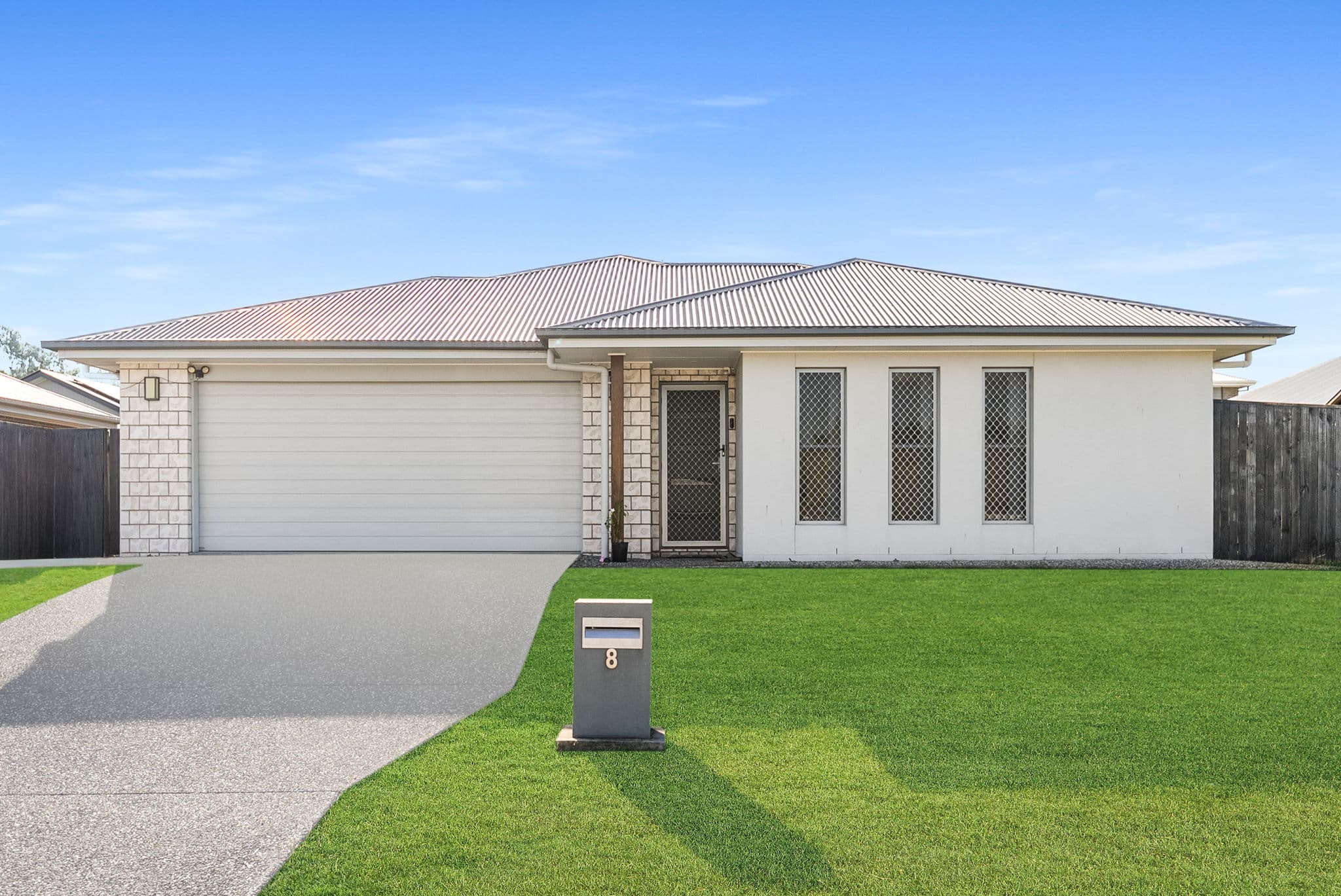 8 Mary Crescent, Rosewood - Image 1