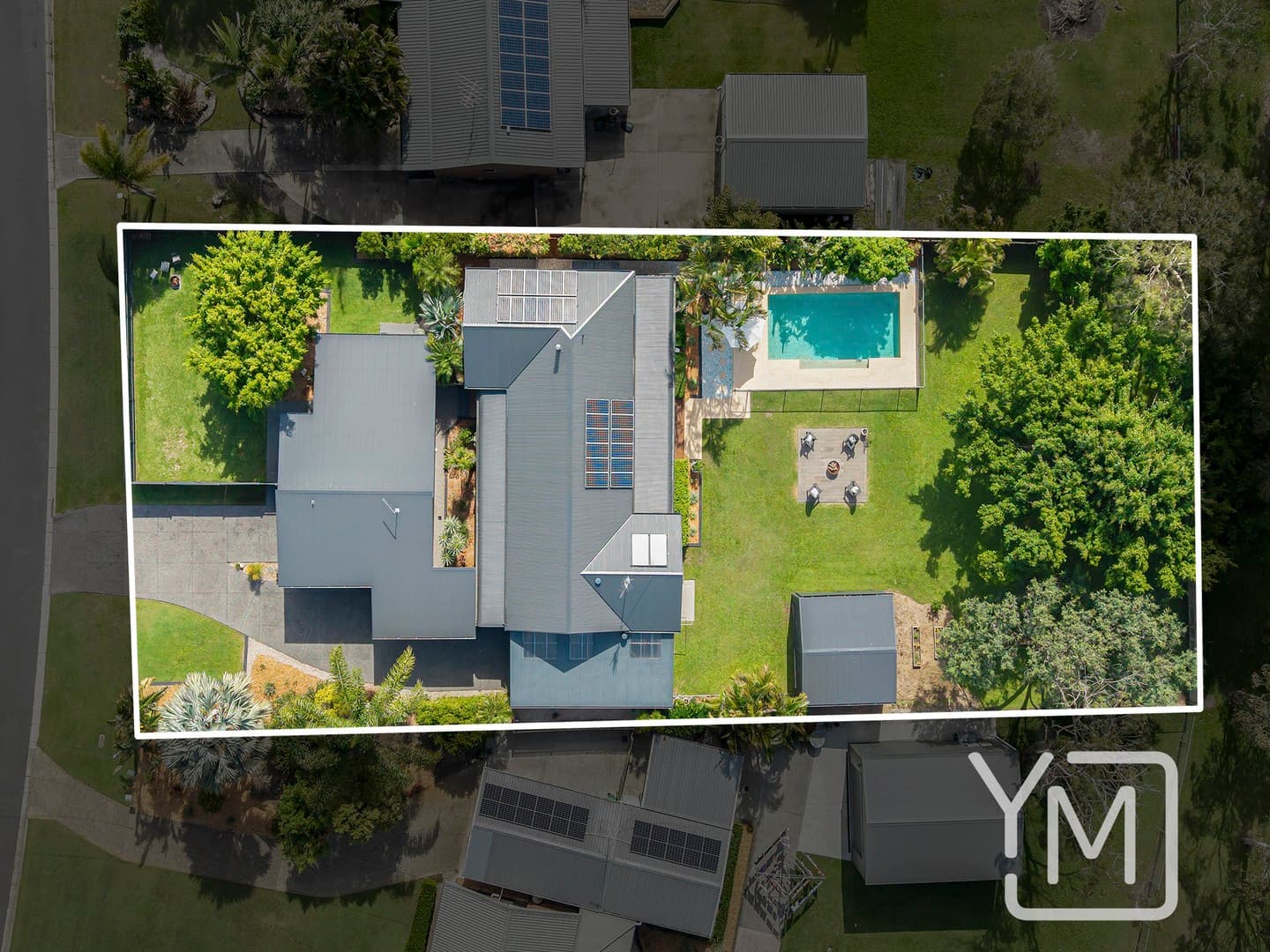 19 Flamingo Street, Little Mountain — photo 1 of 5