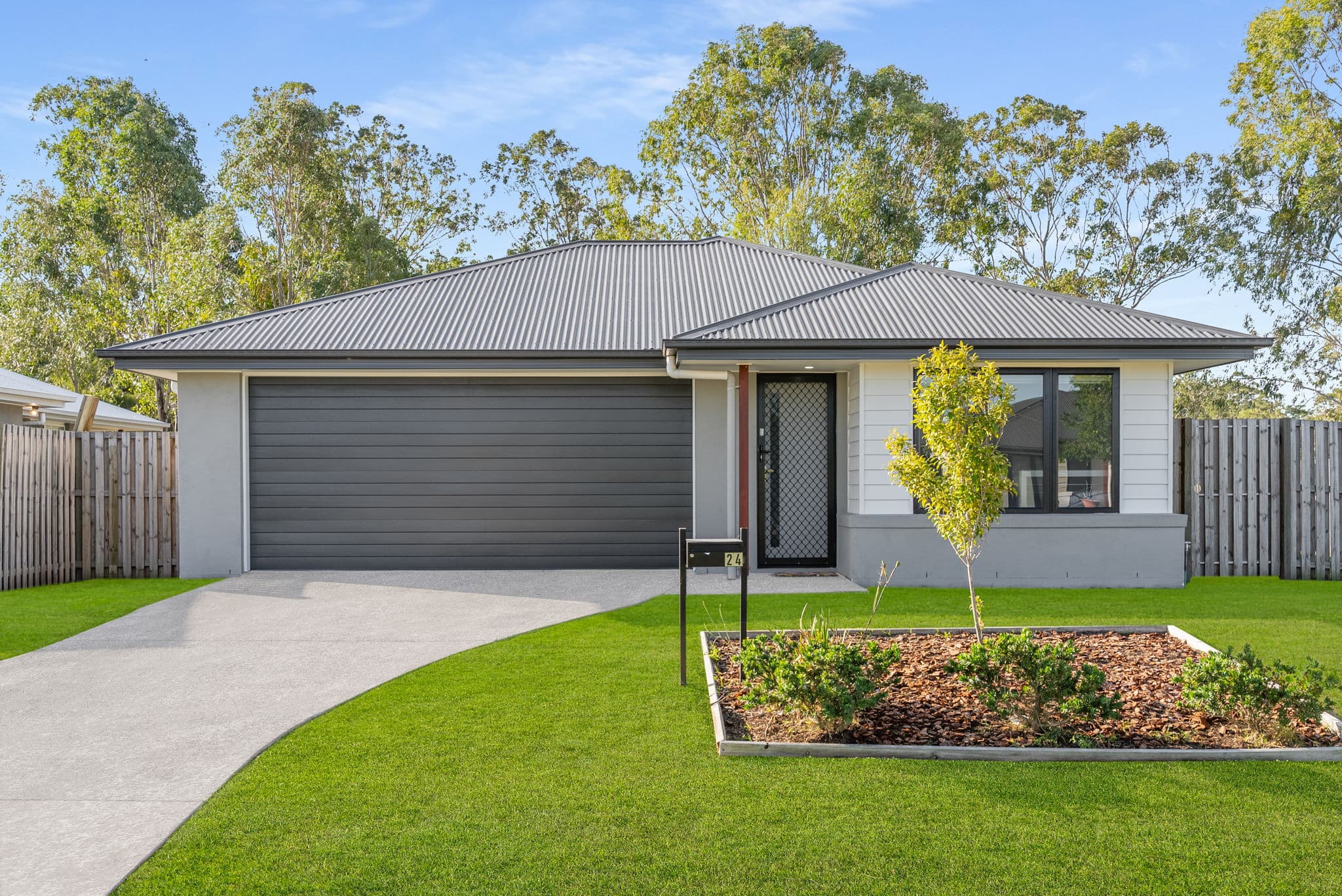 24 Swallowtail Street, Rosewood — photo 1 of 5