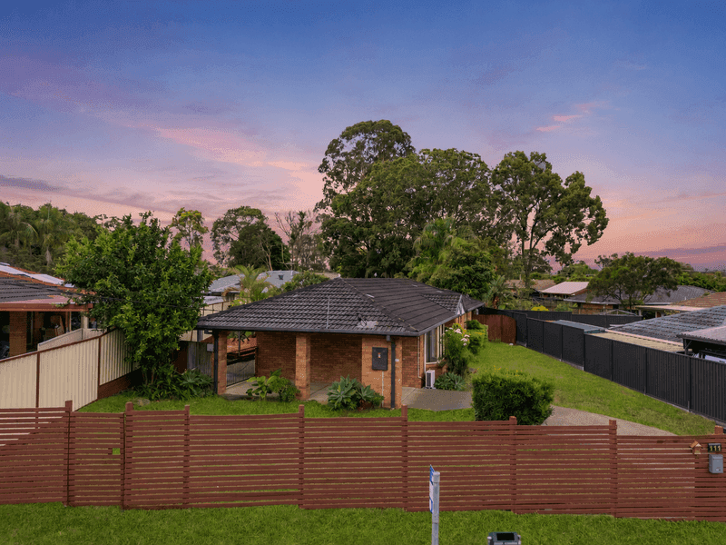 111 Mackellar Drive, Boronia Heights — photo 1 of 5