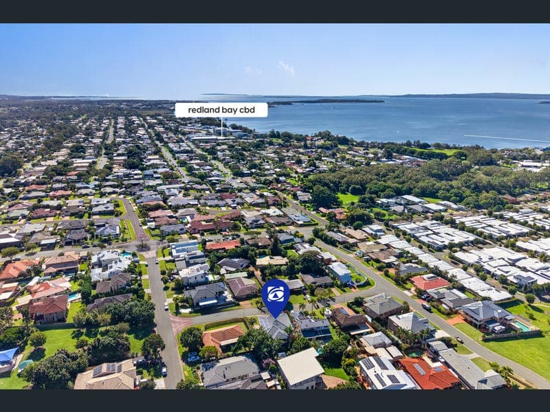 8 Kruger Street, Redland Bay — photo 1 of 5