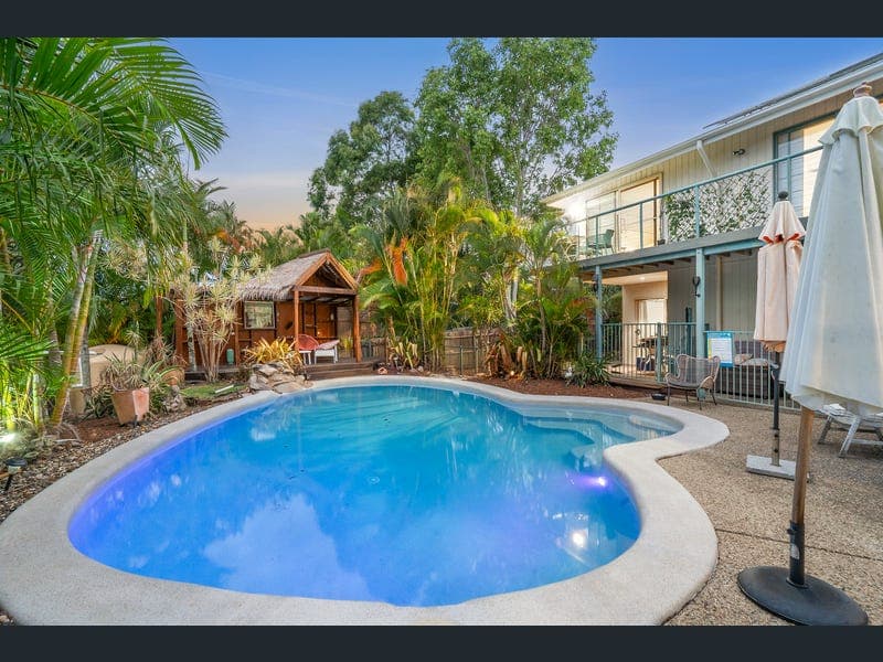 50 Podargus Parade, Peregian Beach — photo 1 of 5