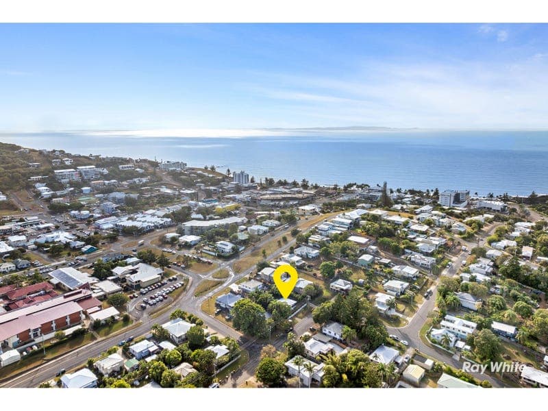 3 William Street, Yeppoon — photo 1 of 5