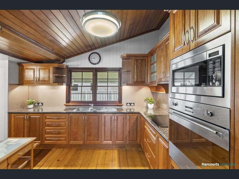 875 Wynnum Road, Cannon Hill — photo 1 of 5