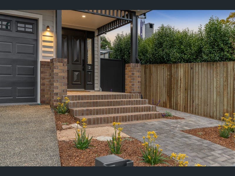 2/63 Wooldridge Street, Mount Lofty — photo 1 of 5