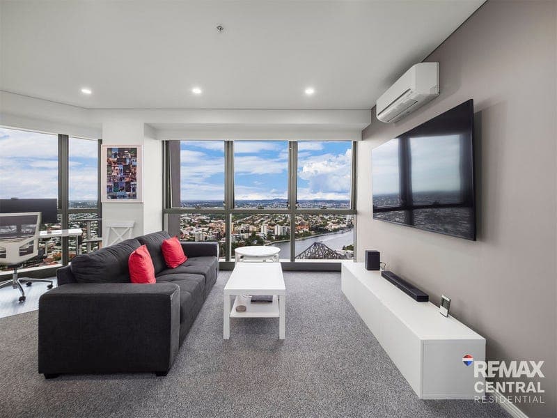 Level 46/501 Adelaide Street, Brisbane City — photo 1 of 5