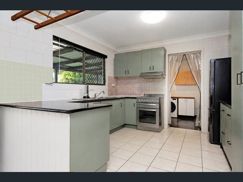 8 Oleander Street, Annandale — photo 1 of 5