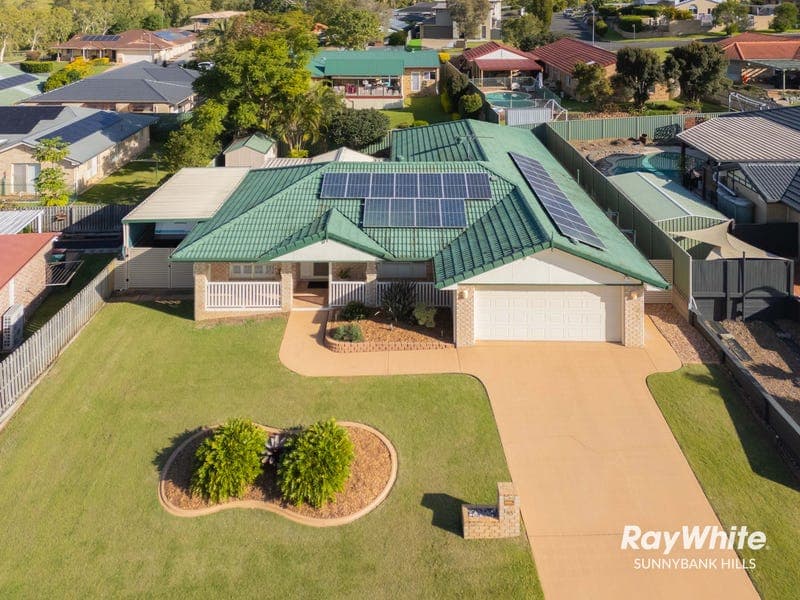 93 Hummingbird Crescent, Wishart — photo 1 of 5