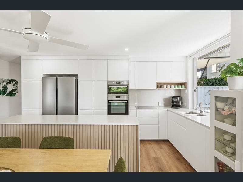 201/6 Bunton Street, Scarborough — photo 1 of 5