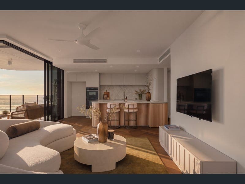 501/1409 Gold Coast Highway, Palm Beach — photo 1 of 5
