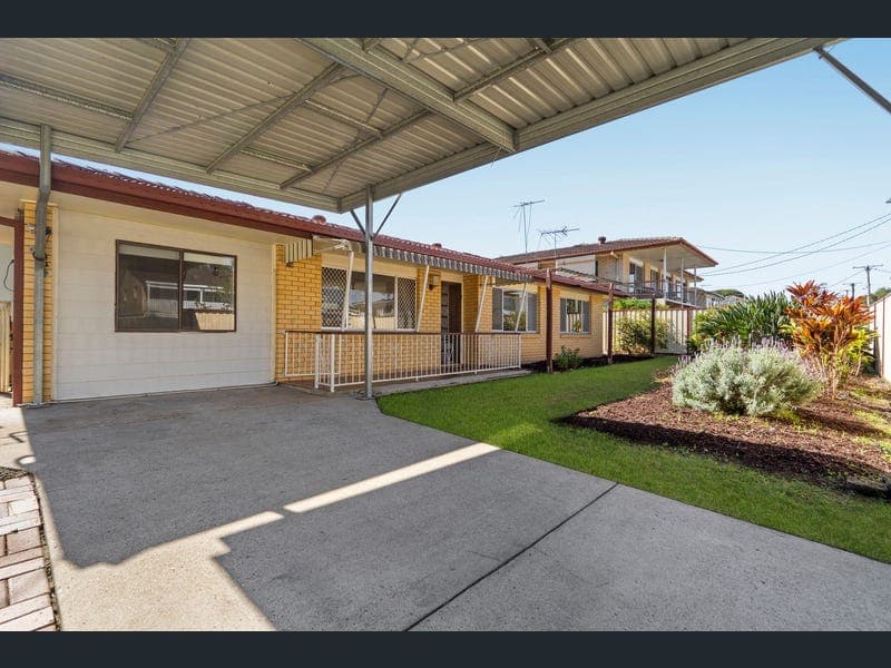 34 Dolcoath Street, Albany Creek — photo 1 of 5