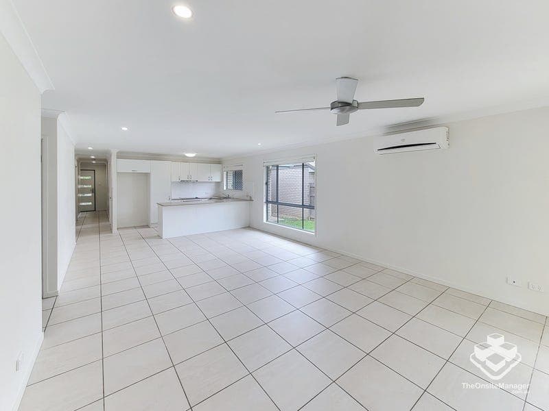 76 Dixon Drive, Pimpama — photo 1 of 5