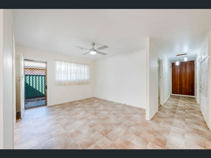 65 Montgomery Street, Svensson Heights — photo 1 of 5